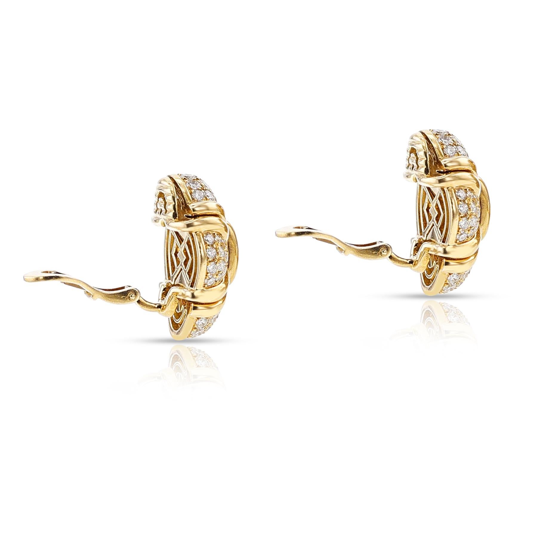 BVLGARI Diamond and 18k Gold Earrings In Excellent Condition For Sale In New York, NY