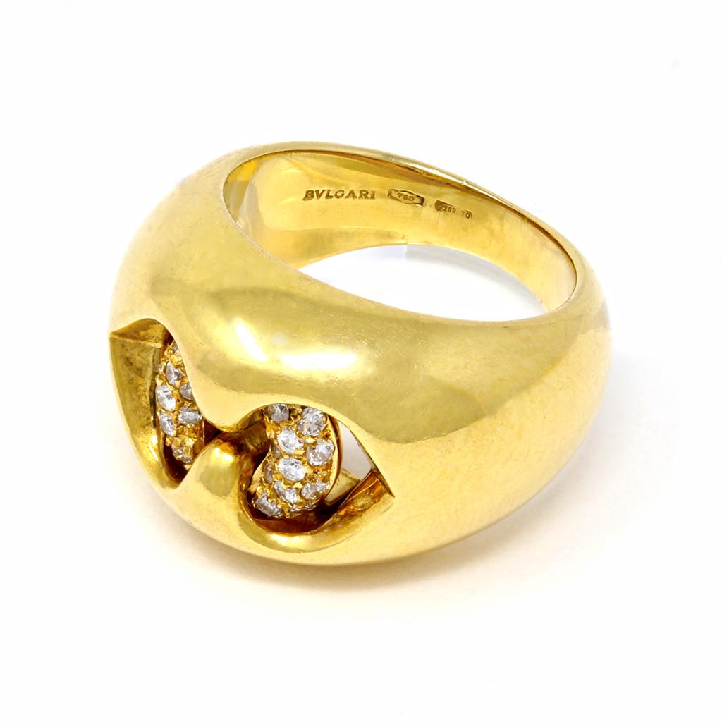 Bvlgari Diamond and Gold Cocktail Ring In Excellent Condition For Sale In Miami, FL