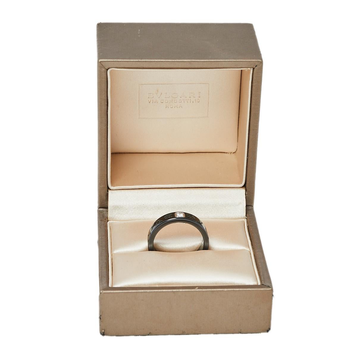 Bvlgari Diamond Black Ceramic 18K White Gold Band Ring Size 57 In Good Condition In Dubai, Al Qouz 2