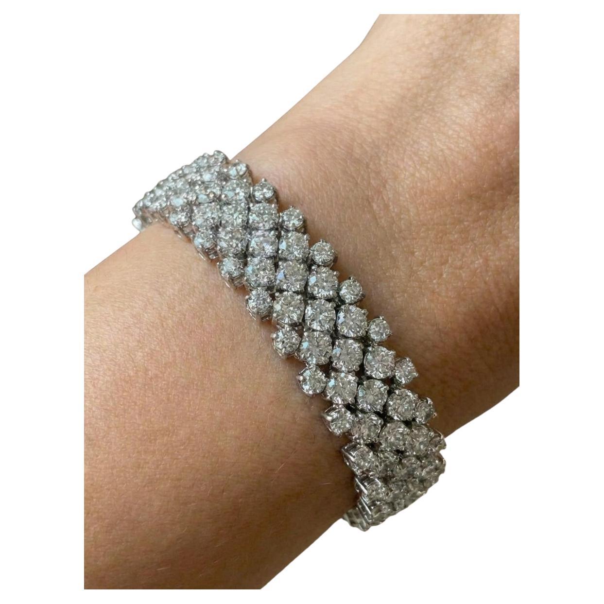 Bracciale con diamanti Bvlgari da circa 20,00 carati  oro bianco 18 carati