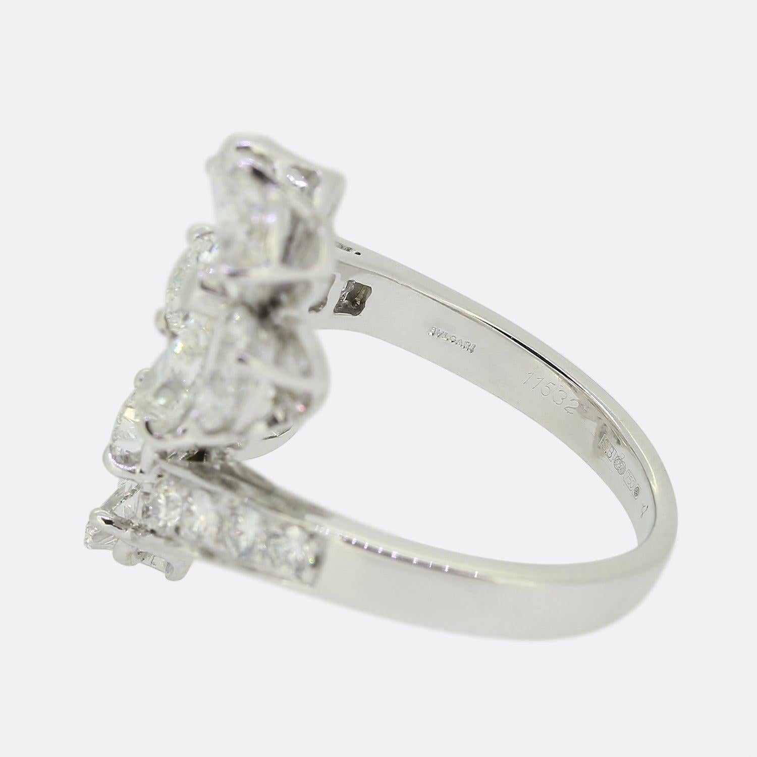 Donna Anello Bvlgari Diamond Contraire Crossover in vendita