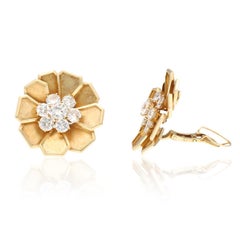 BVLGARI Diamond Floral Ear Clips
