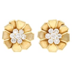 BVLGARI Clips d'oreilles à fleurs en diamant
