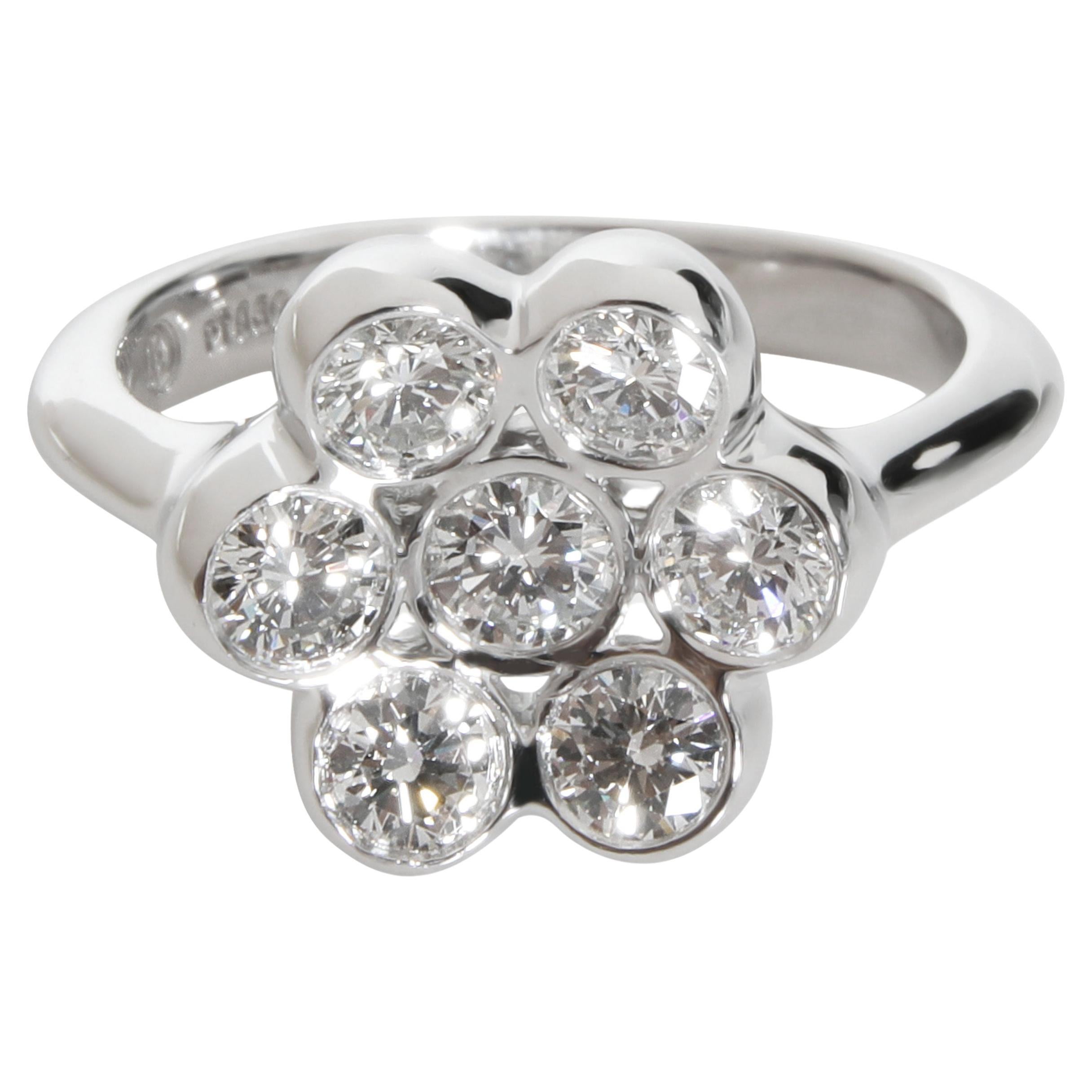 Bvlgari Diamond Flower Shaped Cluster Ring in Platinum 1 CTW For Sale