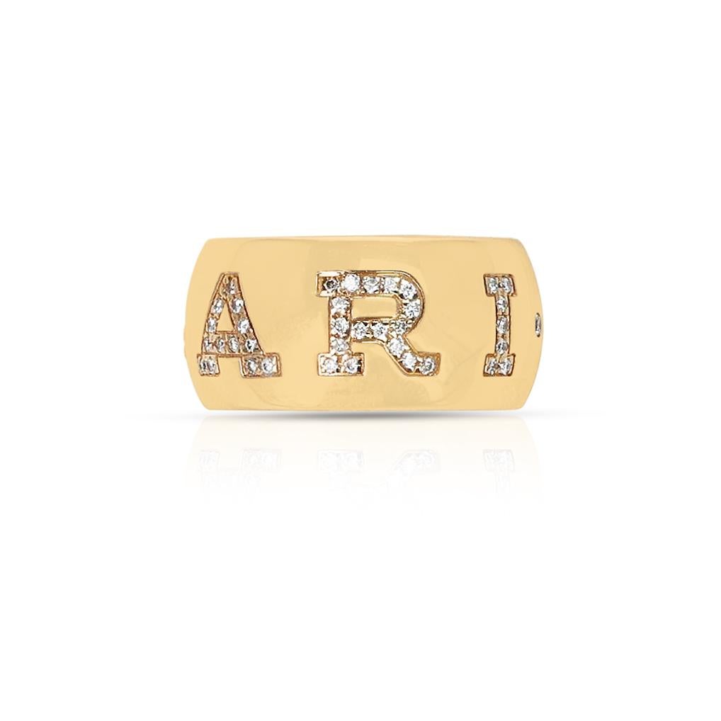 A BVLGARI Diamond Letter Band Ring made in 18K Gold. The ring size is 6.25 US and the total weight is 12.20 grams. 