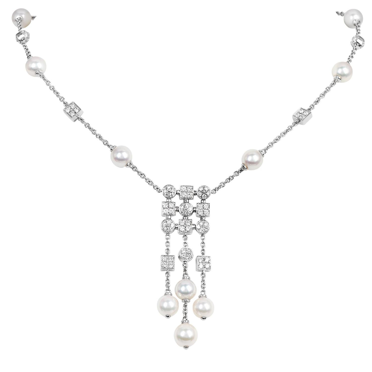 Round Cut Bvlgari Diamond  Pearl 18K Gold Bulgari Circle Drop Necklace For Sale