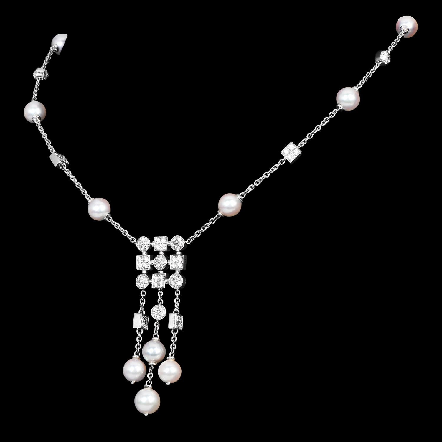 Bvlgari Diamond  Pearl 18K Gold Bulgari Circle Drop Necklace For Sale 1