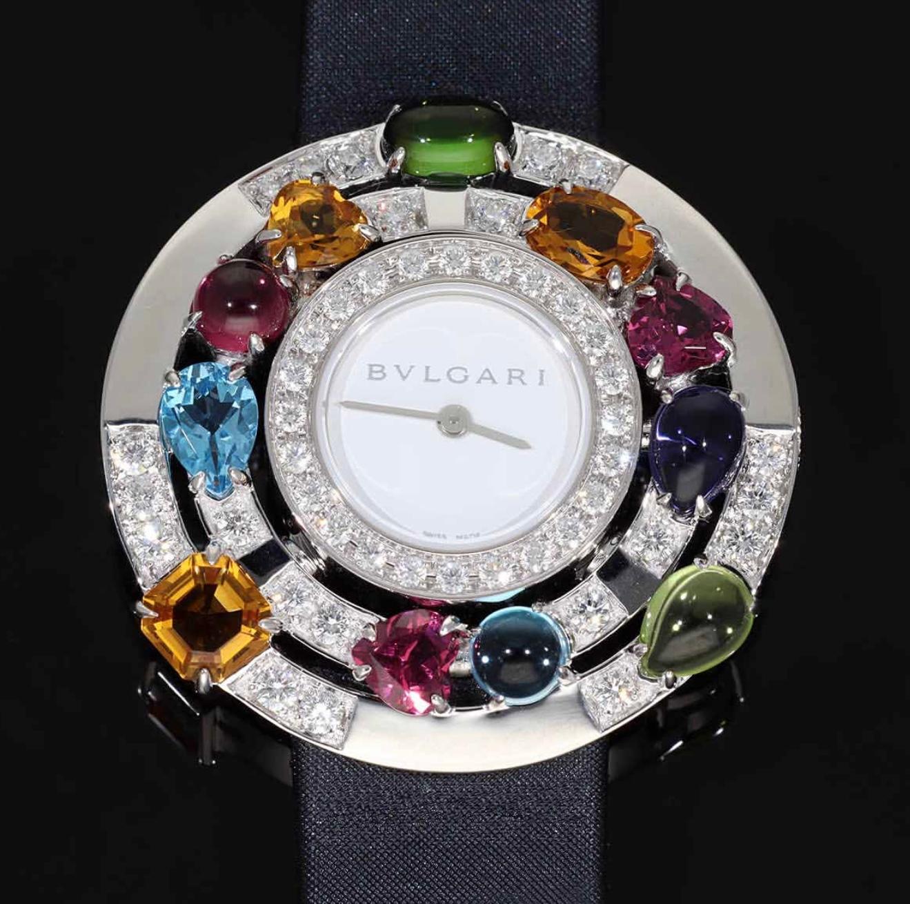 Reloj BVLGARI Diamantes Piedras de colores Oro blanco de 18 quilates Astrale Cerchi AEW36G en venta 5