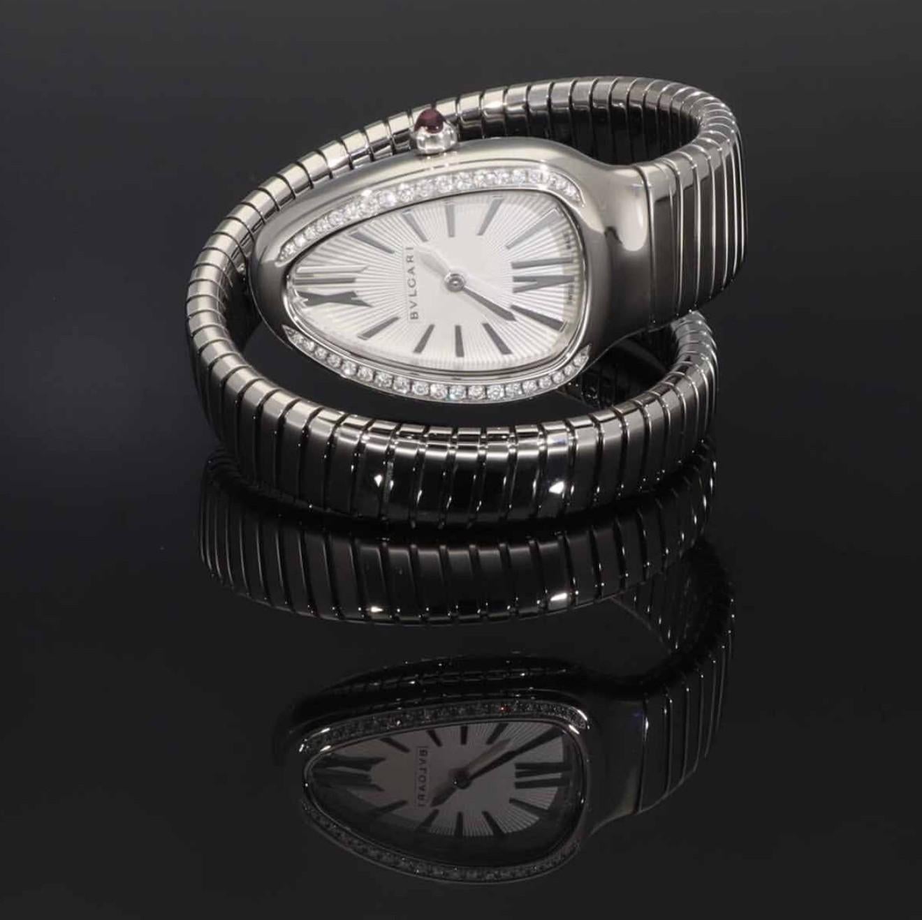 BVLGARI Montre Serpenti Tubogas en acier inoxydable avec quartz SP35S Réf.101816 en vente 6