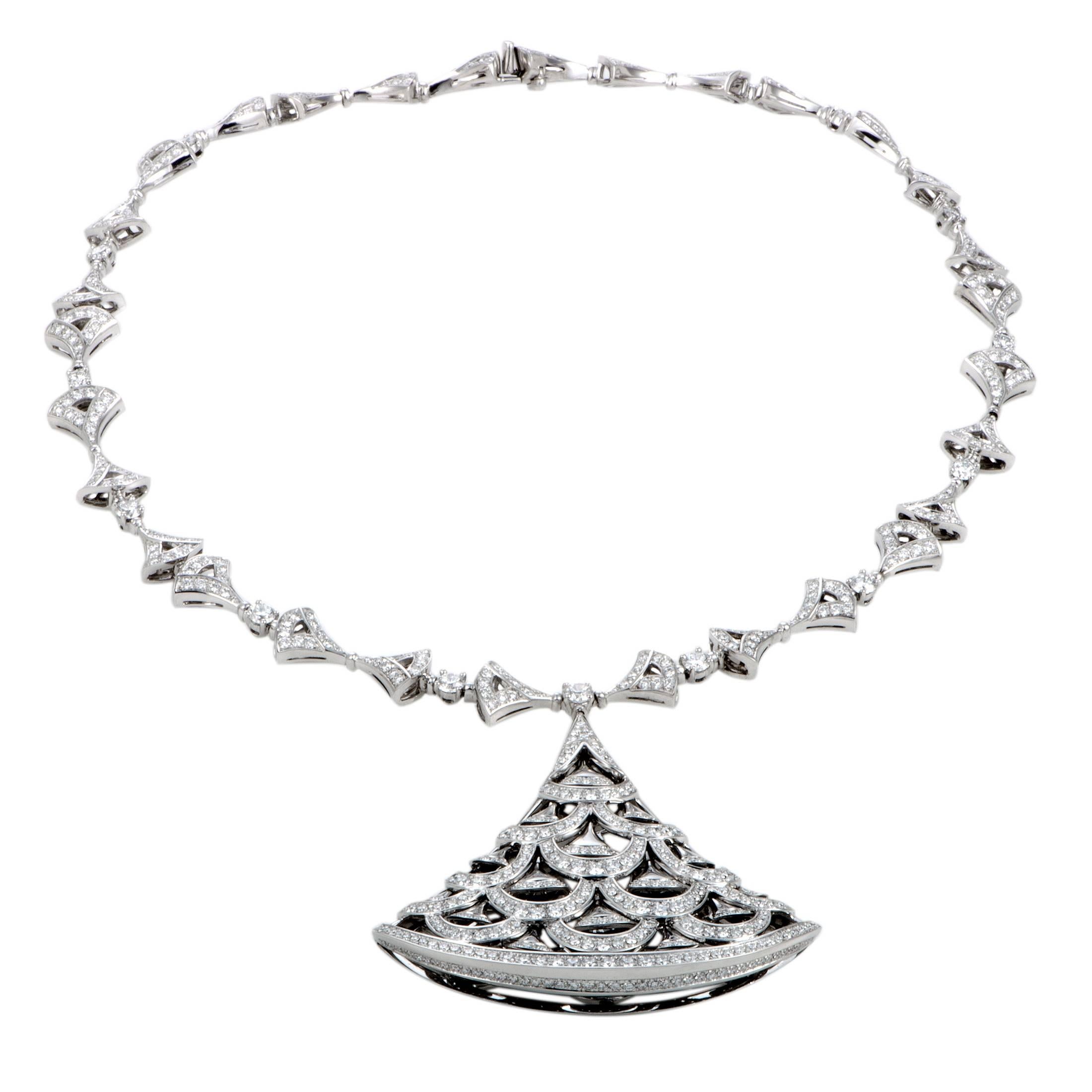 Women's Bvlgari Diva's Dream 18 Karat White Gold Diamond Pave Large Pendant Necklace