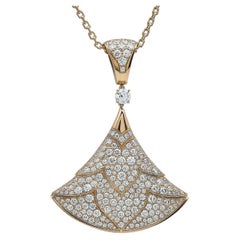 Collana con ciondolo con diamanti in oro rosa 18 carati Bvlgari Diva Dream