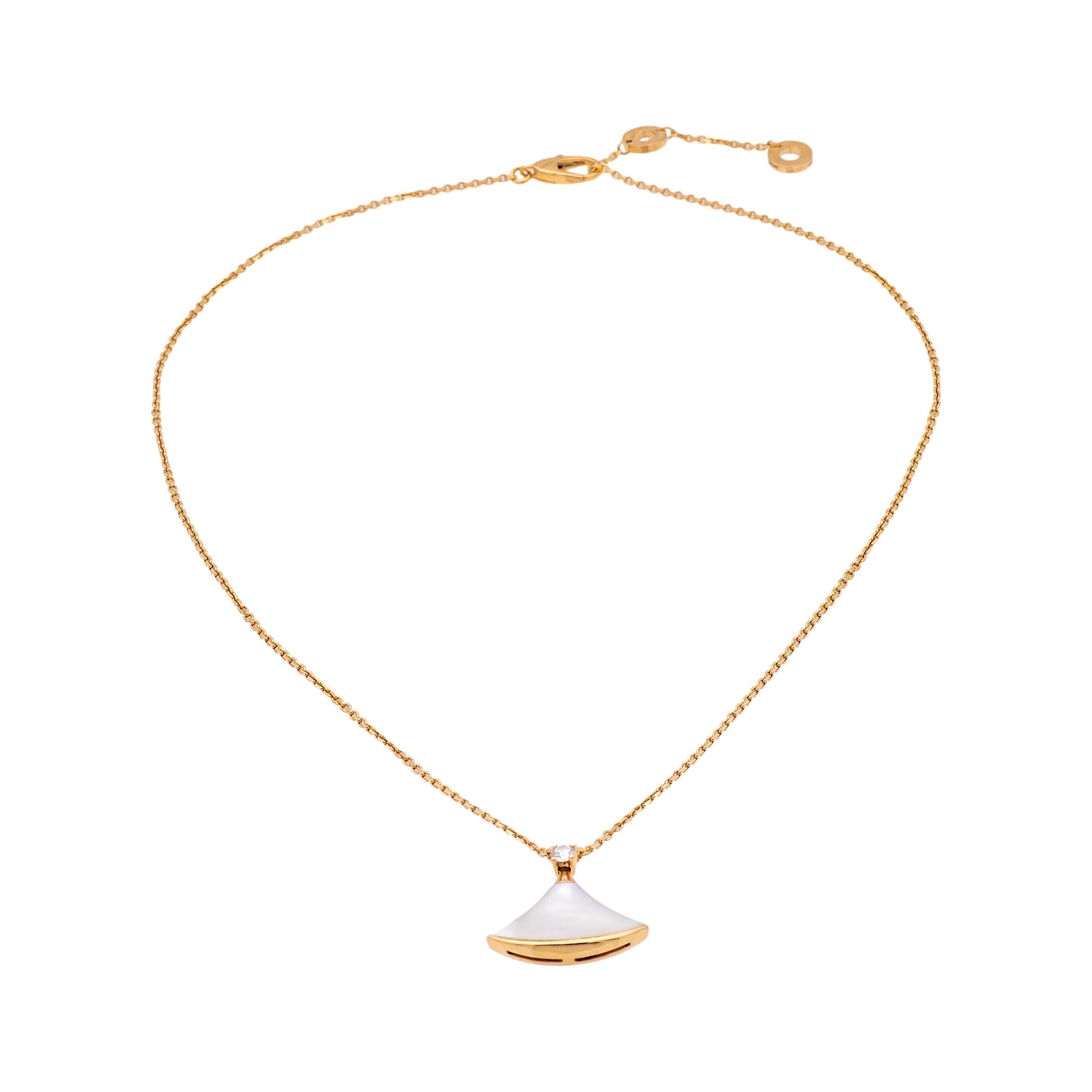 BVLGARI Diva's Dream 18K Rose Gold Pendant Necklace For Sale 2