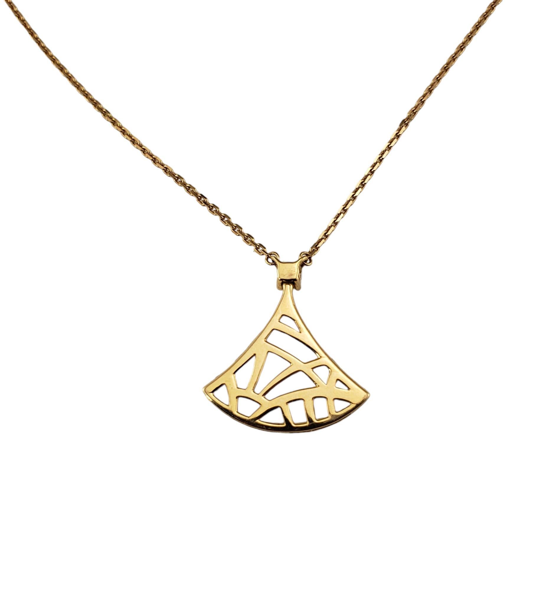 Women's Bvlgari Divas Dream 18K Yellow Gold Mother of Pearl & Diamond Necklace #18511