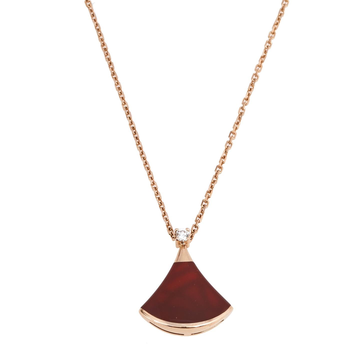 The grandeur of Italian beauty is reflected in this necklace from Bvlgari's Divas' Dream collection. The line is inspired by the fan-shaped mosaics of the Caracalla Baths in Rome, a detail the brand has interpreted with mastery. This necklace is