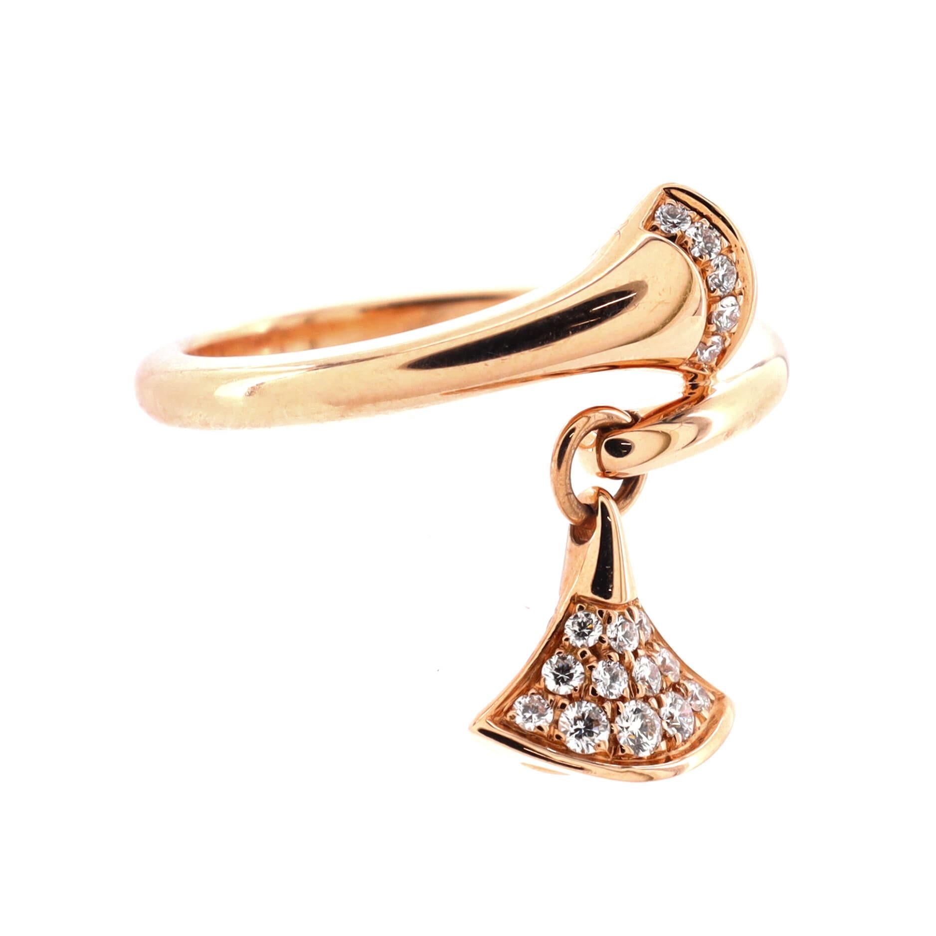 Condition: Great. Minor wear throughout.
Accessories: No Accessories
Measurements: Size: 7, Width: 2.35 mm
Designer: Bvlgari
Model: Divas' Dream Charm Ring 18K Rose Gold with Diamonds
Exterior Color: Rose Gold
Item Number: 184294/364