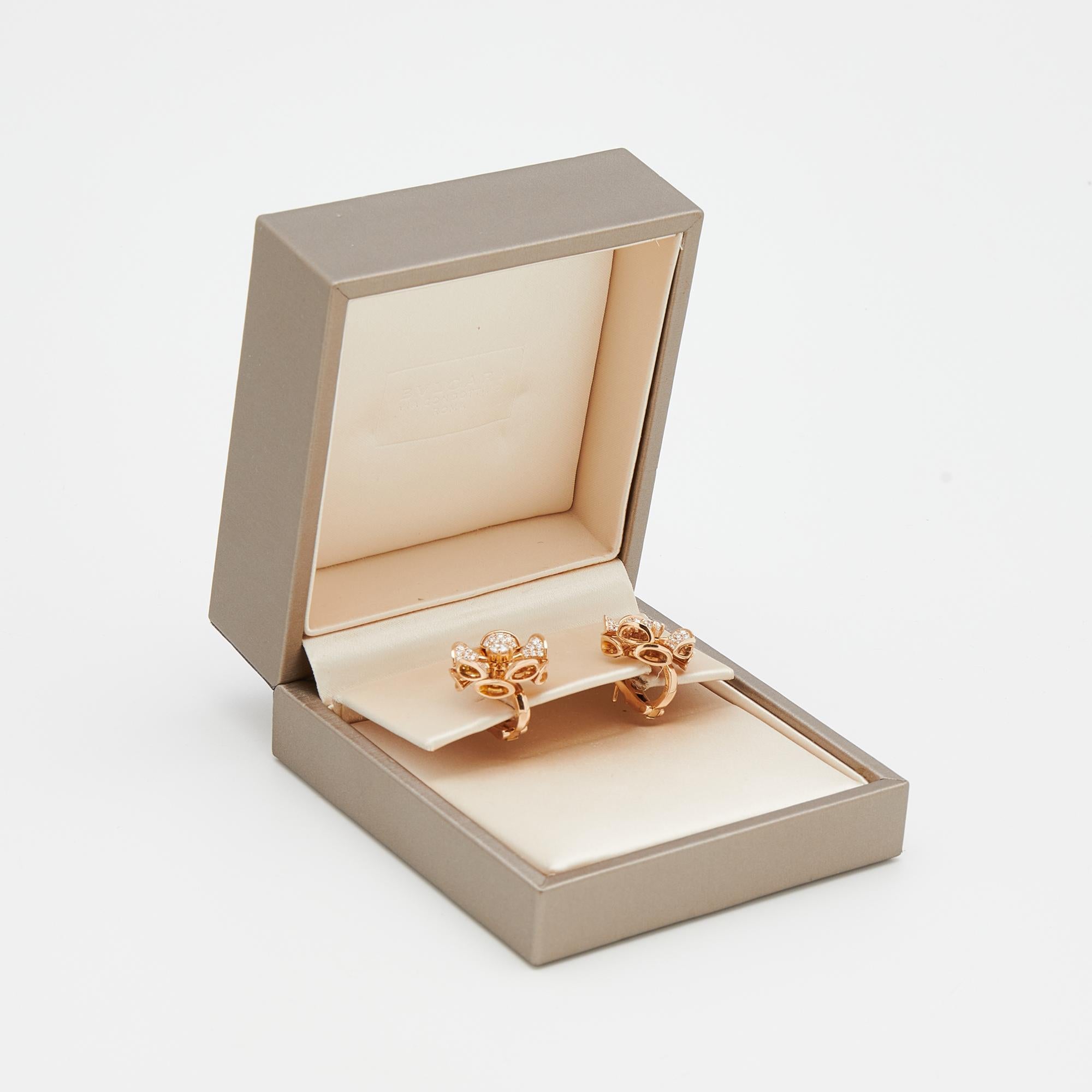 Bvlgari Divas' Dream Diamonds Paved 18k Rose Gold Earrings In Good Condition In Dubai, Al Qouz 2