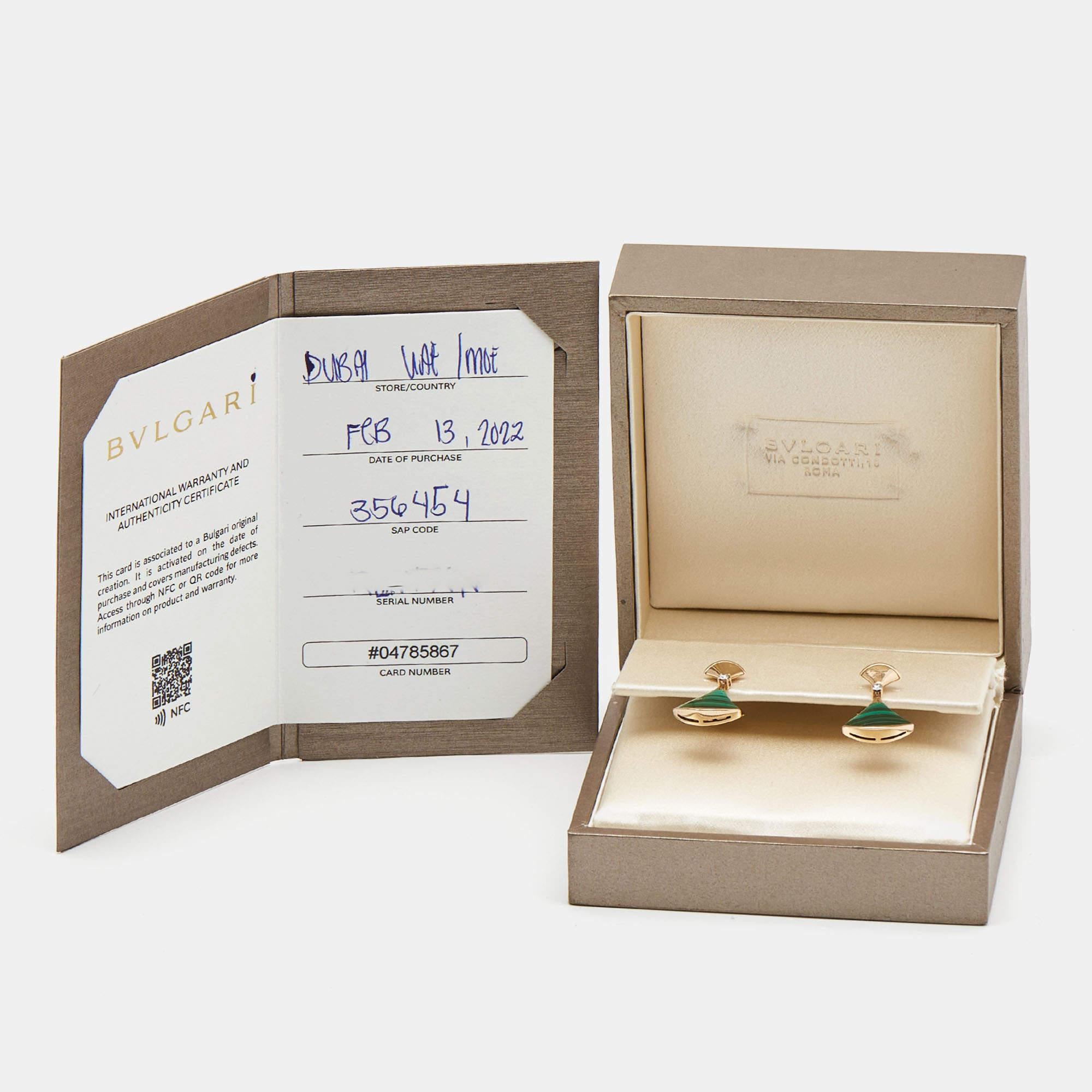 Bvlgari Divas' Dream Malachite Diamonds 18k Rose Gold Earrings In Excellent Condition In Dubai, Al Qouz 2