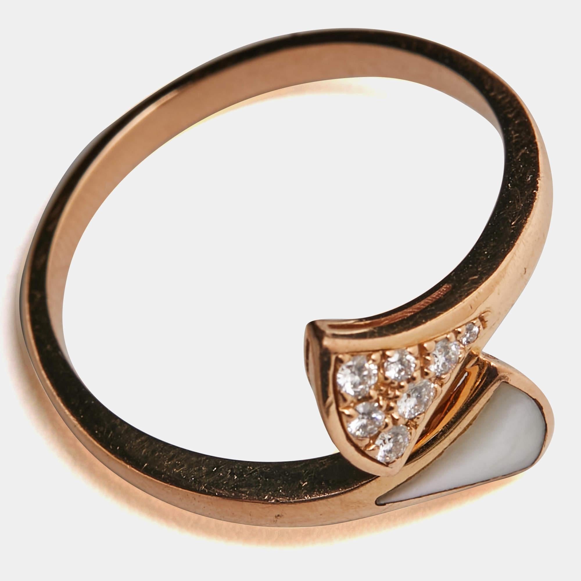 Women's Bvlgari Divas' Dream Mother of Pearl Diamond 18k Rose Gold Ring Size 59 For Sale