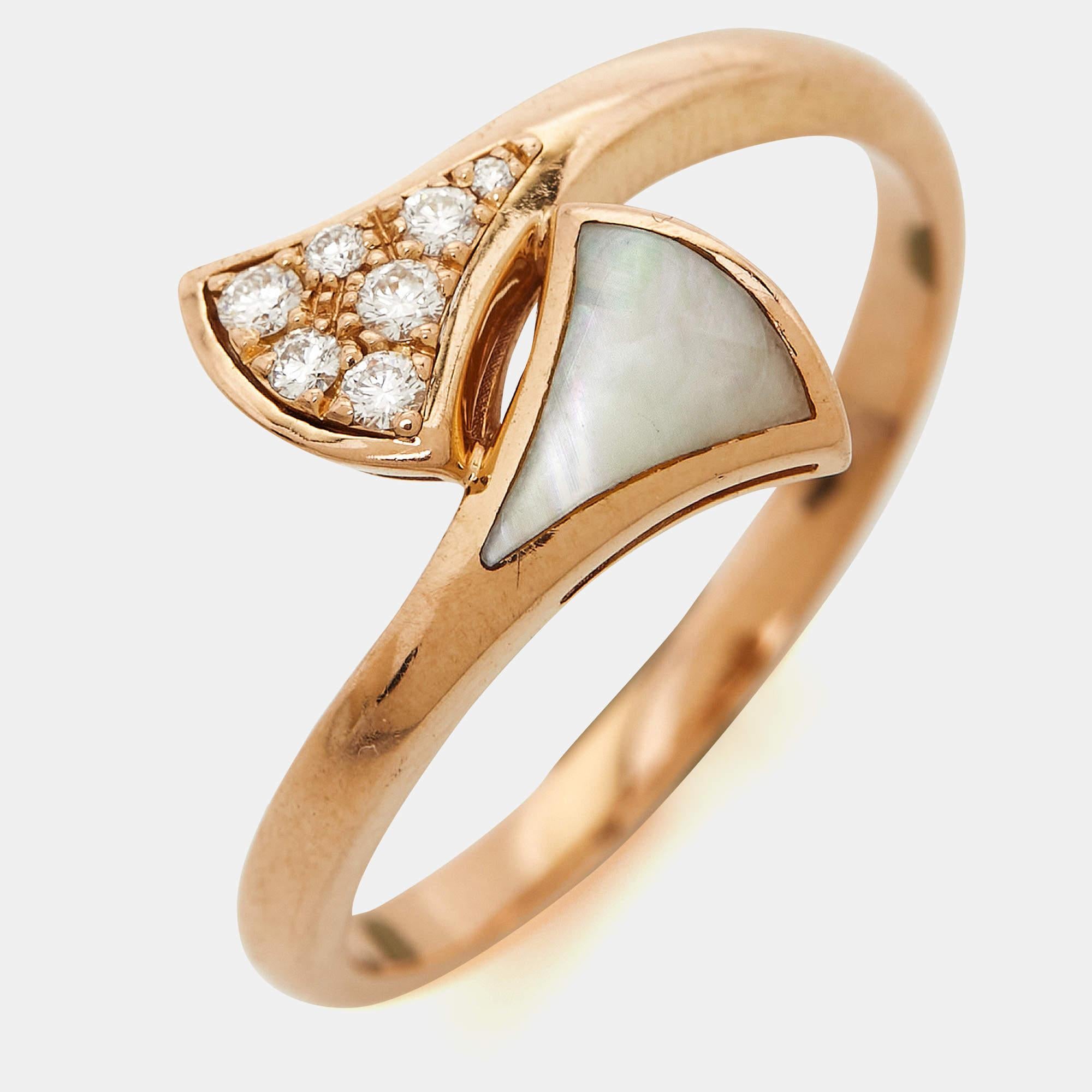 Bvlgari Divas' Dream Mother of Pearl Diamond 18k Rose Gold Ring Size 59 For Sale 1