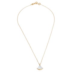 Bvlgari Divas' Dream Mother of Pearl Diamond 18K Yellow Gold Pendant Necklace