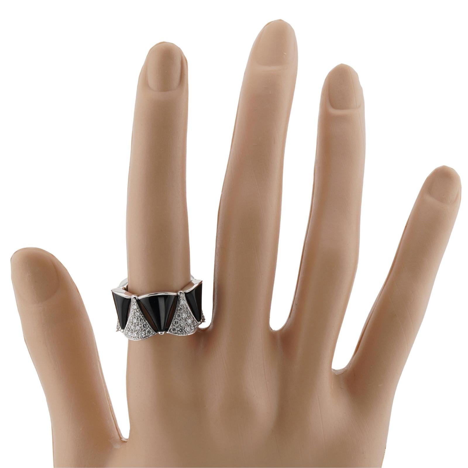 Brilliant Cut BVLGARI Diva's Dream Onyx Diamond 18k White Gold Ring For Sale