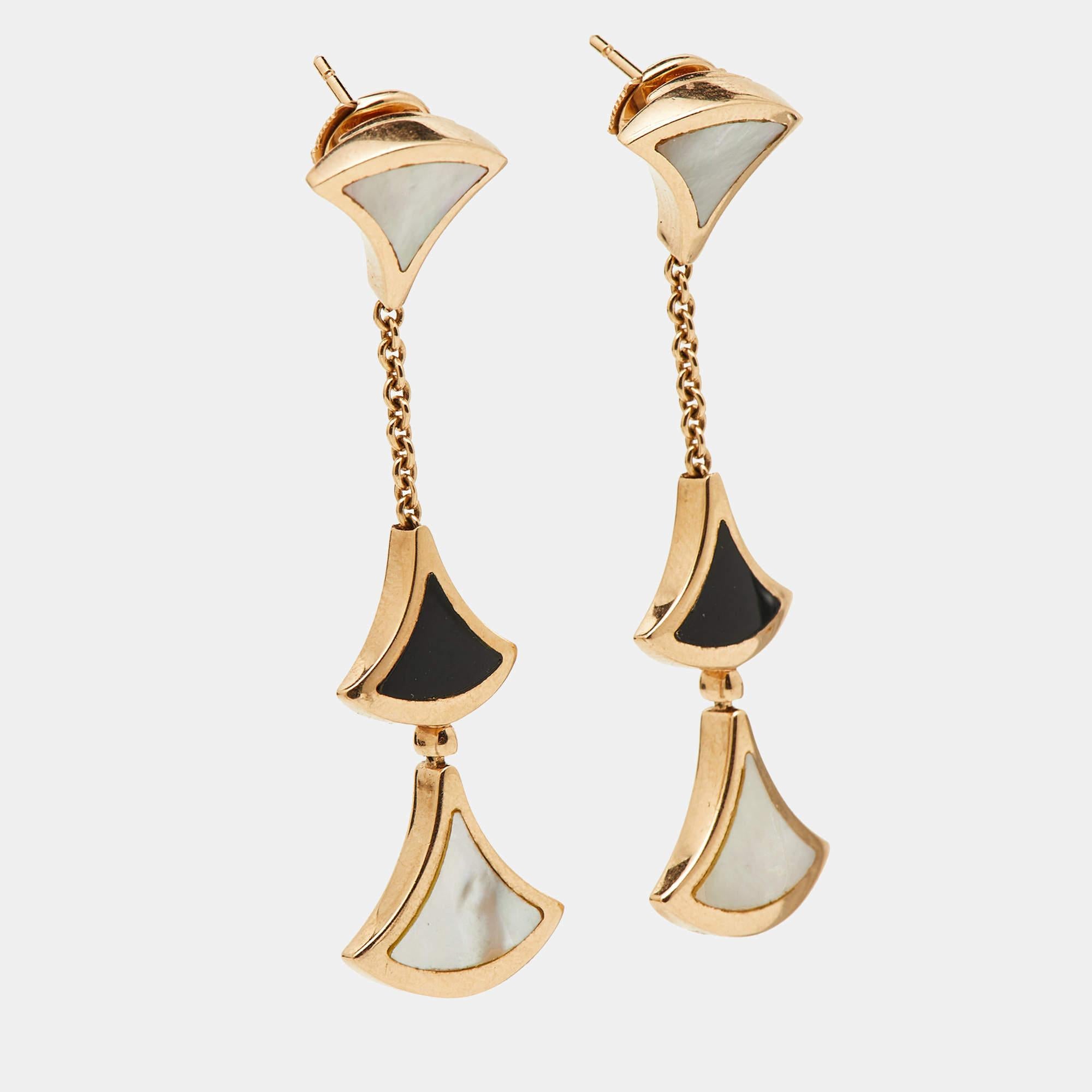 Diese Ohrringe aus der Divas'S Dream Kollektion von Bvlgari sind ein wahres Schmuckstück, das durch seine Eleganz besticht. Exquisite Handwerkskunst und brillantes Design verschmelzen zu diesen fesselnden Kostbarkeiten, einem Symbol für zeitlose