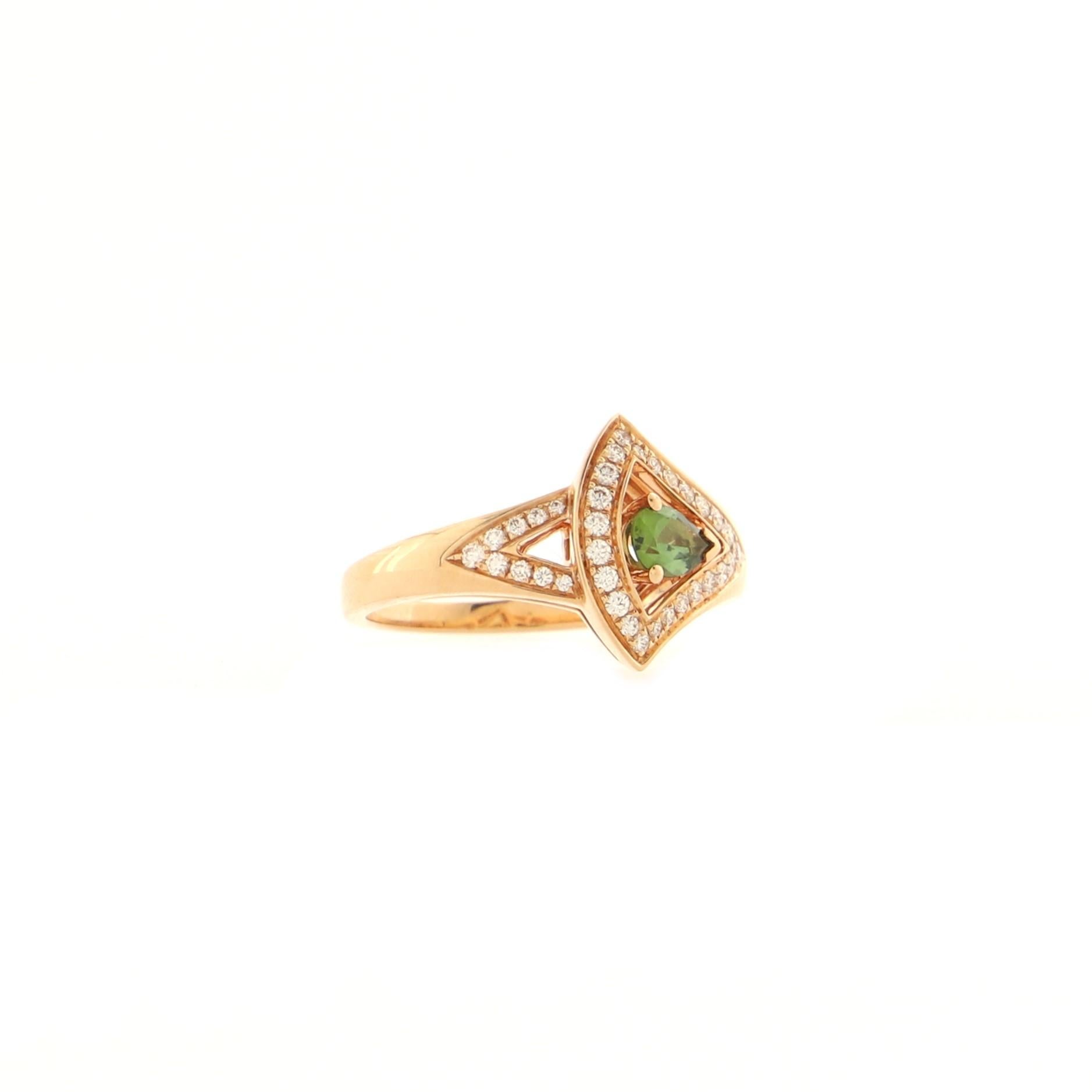 Condition: Great. Minor wear throughout.
Accessories: No Accessories
Measurements: Size: 7.75, Width: 2.05 mm
Designer: Bvlgari
Model: Diva's Dream Openwork Ring 18K Rose Gold with Diamonds and Green Tourmaline
Exterior Color: Yellow Gold
Item