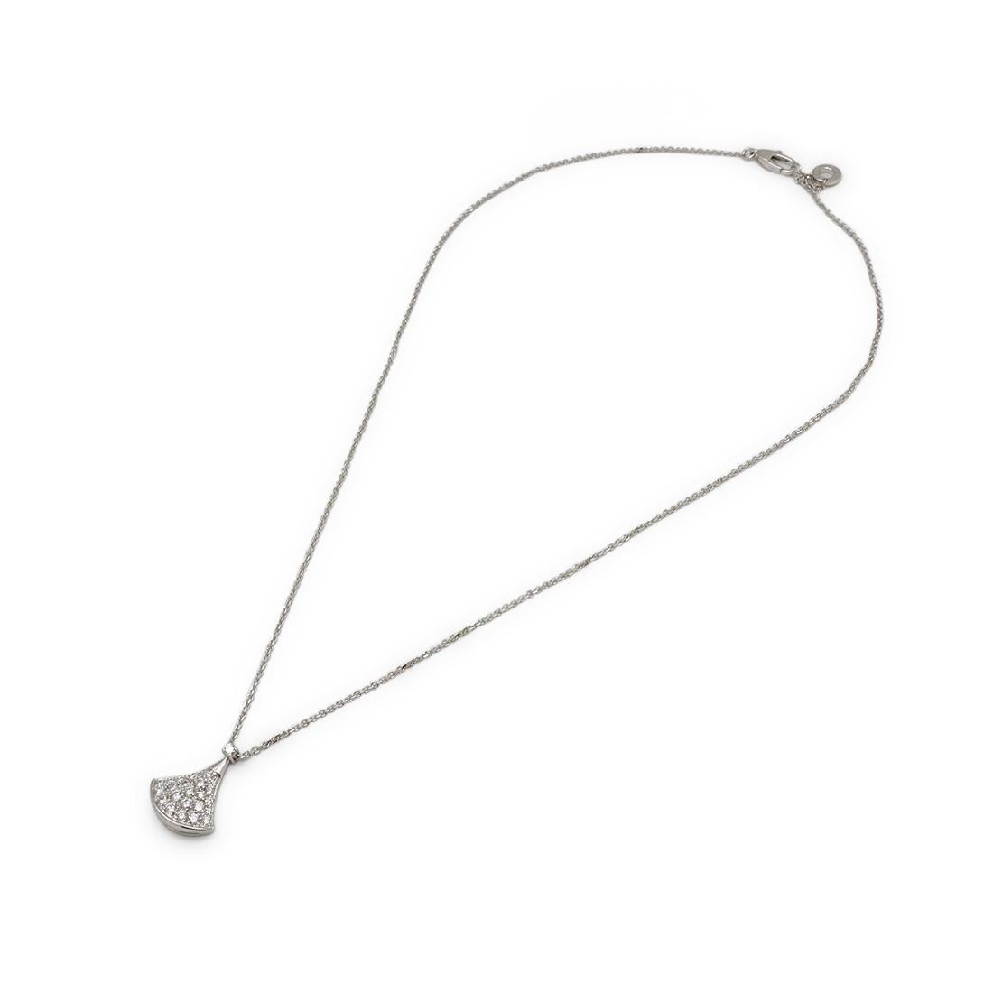 Brilliant Cut Bvlgari Divas Dream White Gold Diamond Pendant Necklace