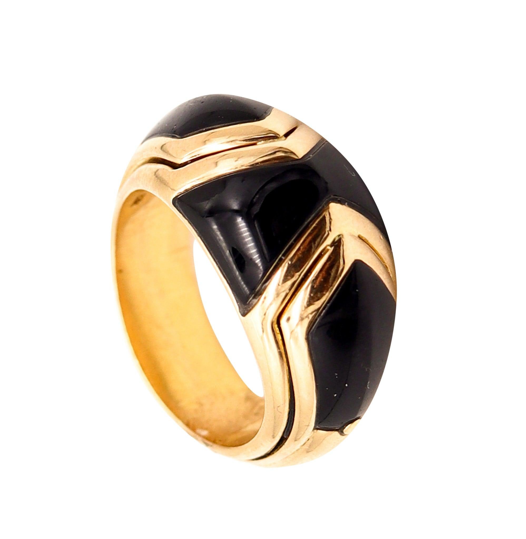 Domed cocktail ring designed by Bvlgari.

This is a beautiful and rare cocktail ring created in the city of Alessandria in Italy by the jewelry house of Bvlgari, back in the 1990. The vintage ring has been crafted with a domed look in solid yellow