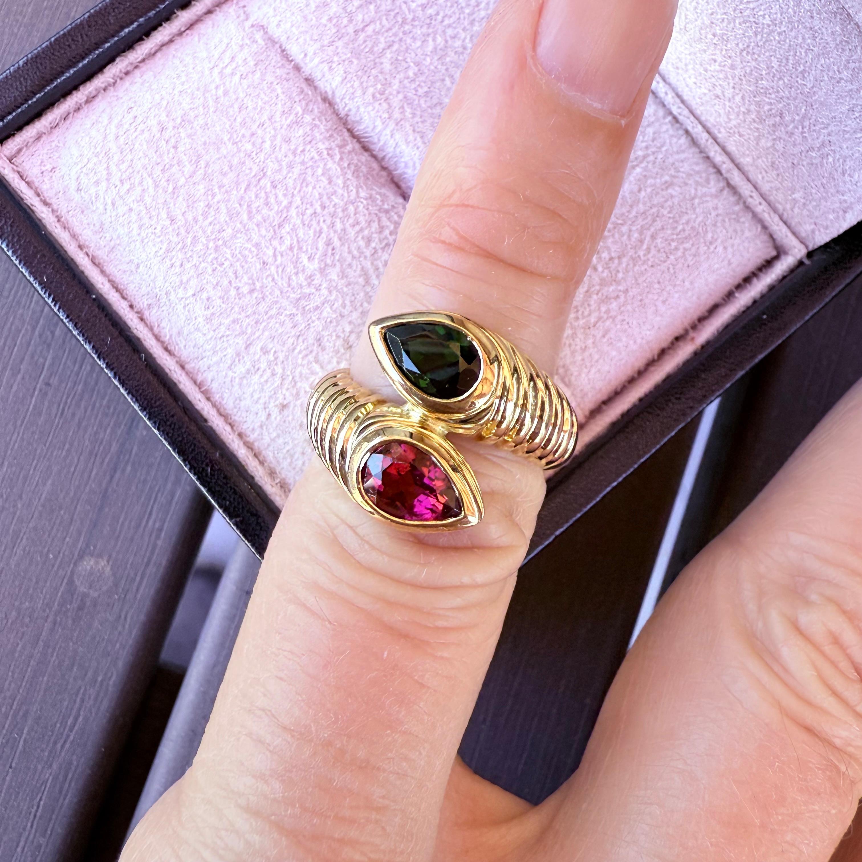 Brilliant Cut Bvlgari Doppio Pink Tourmaline and Peridot 18k Yellow Gold Ring