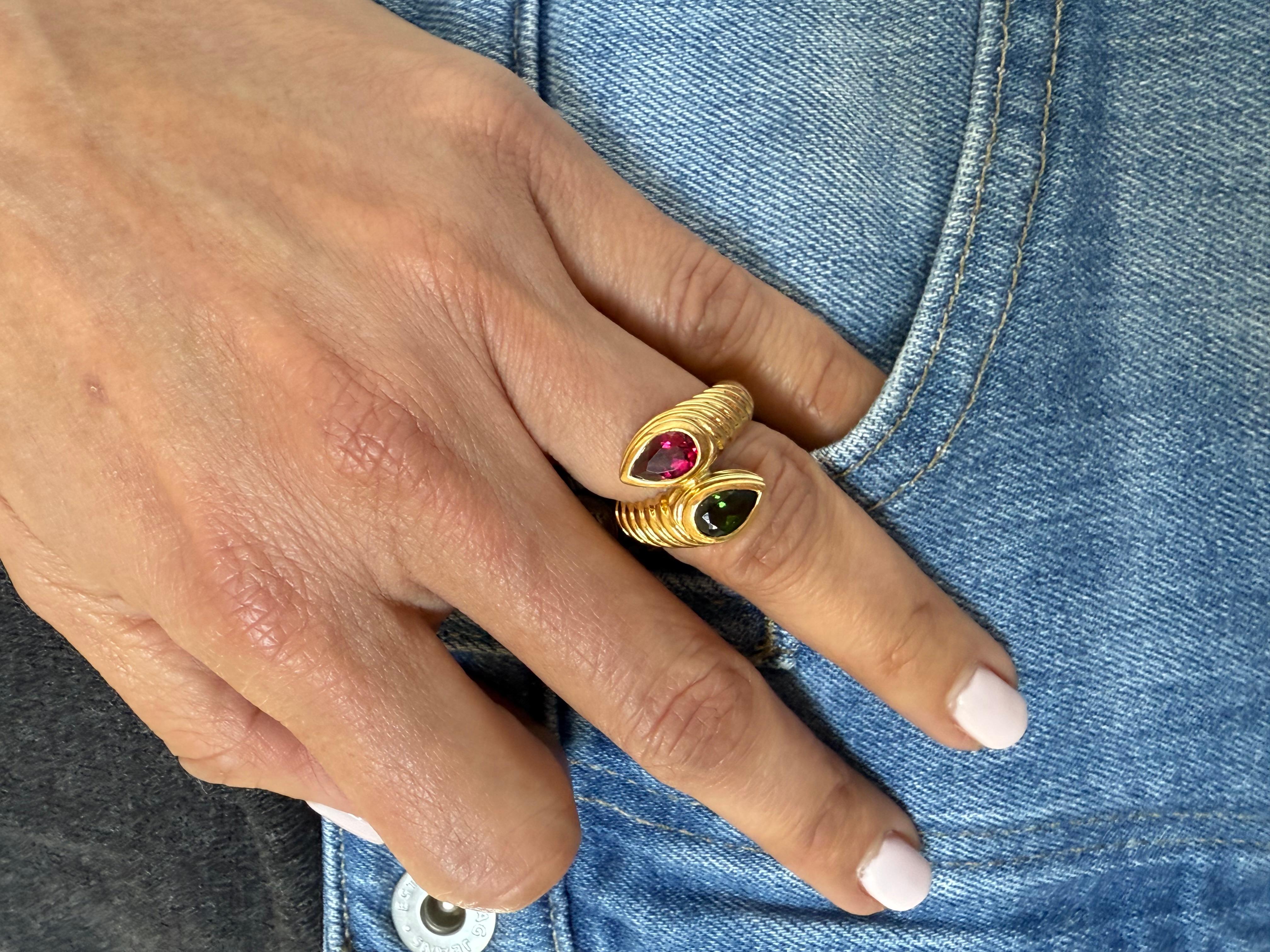 Women's or Men's Bvlgari Doppio Pink Tourmaline and Peridot 18k Yellow Gold Ring