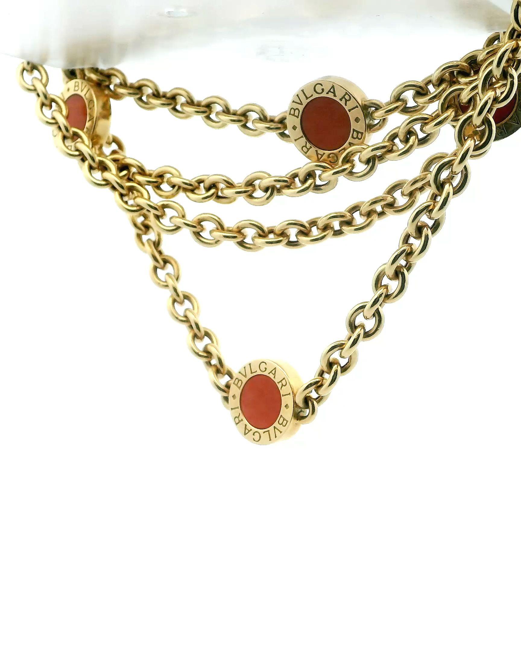 Bvlgari Doppelseitige Logo-Halskette mit 6 Korallen-Intarsien für Damen oder Herren