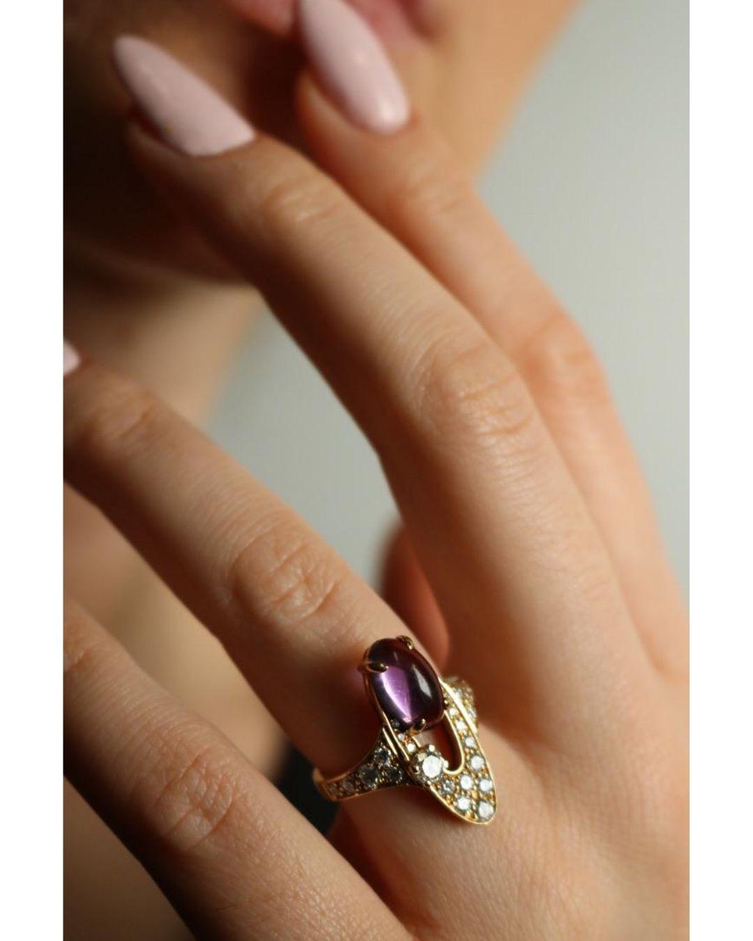 Bvlgari Elisia Ring Amethyst Diamonds 18K Yellow Gold Size 6 en vente 2