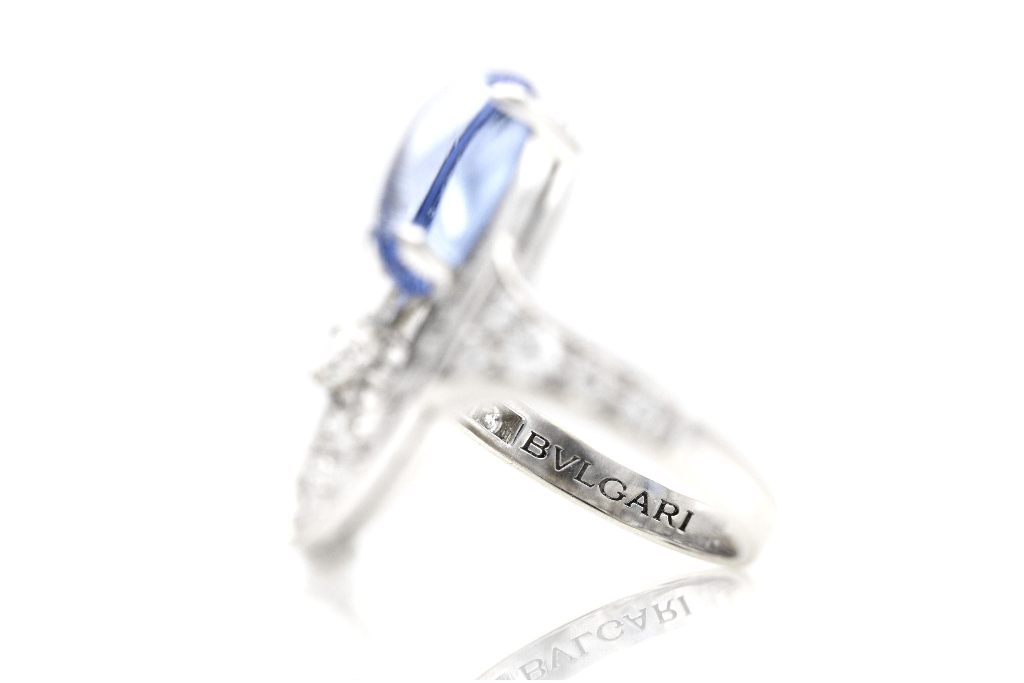 Anello Bvlgari Elisia con Topazio Blu e Diamanti In condizioni buone in vendita a New York, NY