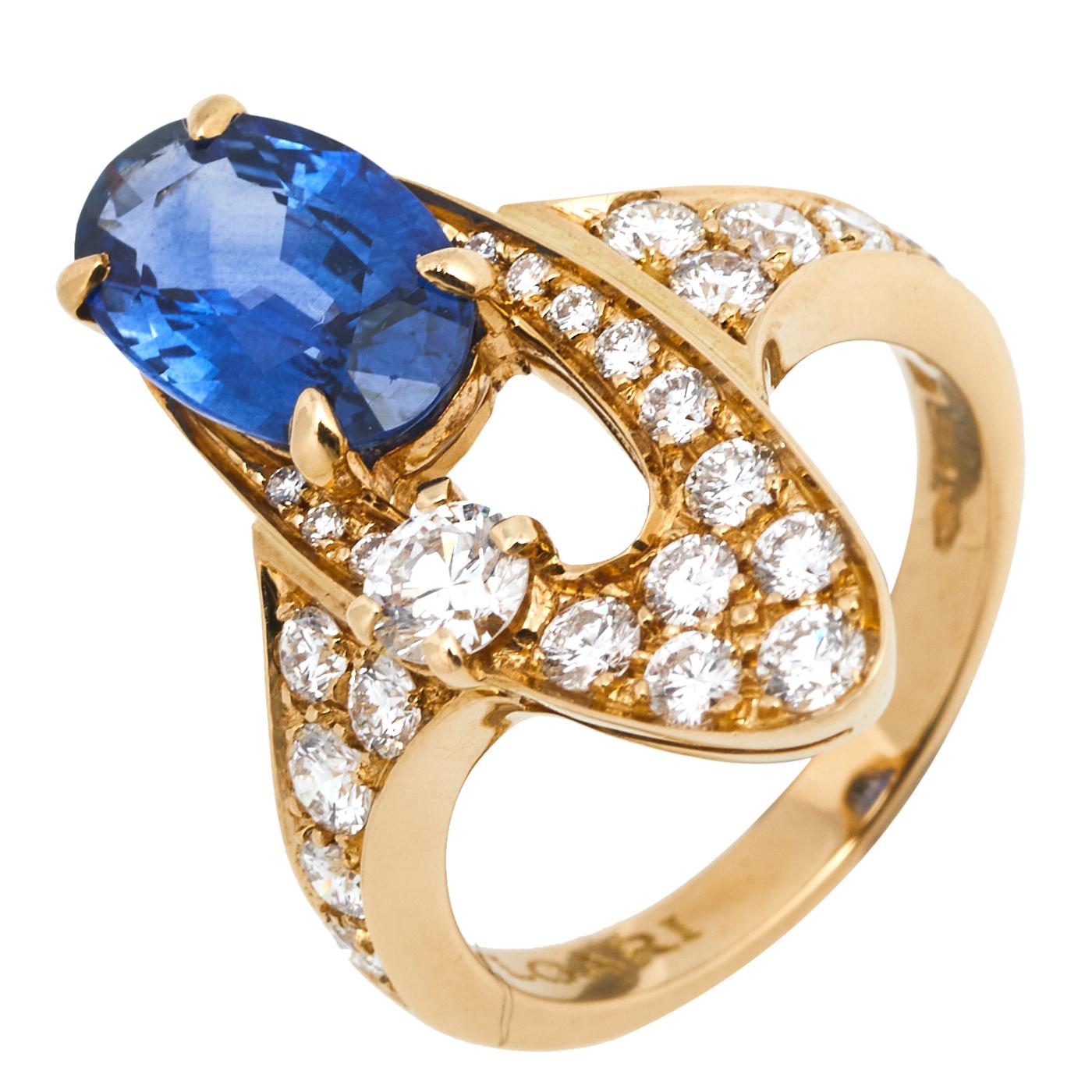 Bvlgari Elisia Sapphire and Diamond 18K Yellow Gold Ring Size 51 In Fair Condition In Dubai, Al Qouz 2