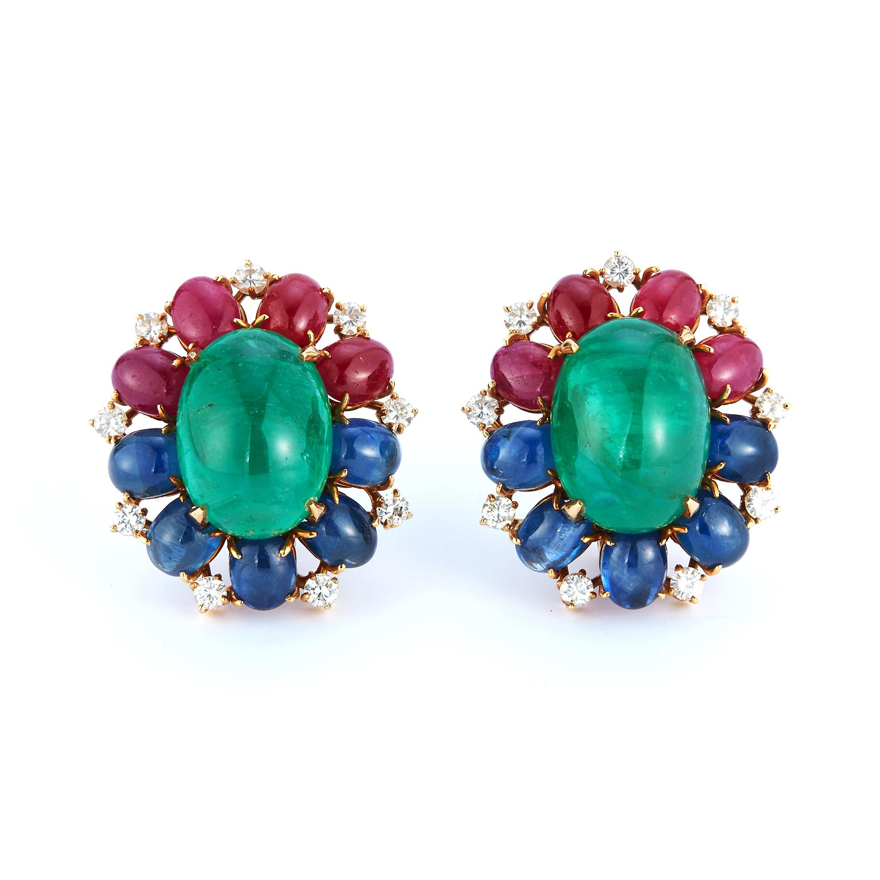 Bvlgari Smaragd Halskette und Ohrringe Set im Zustand „Hervorragend“ im Angebot in New York, NY