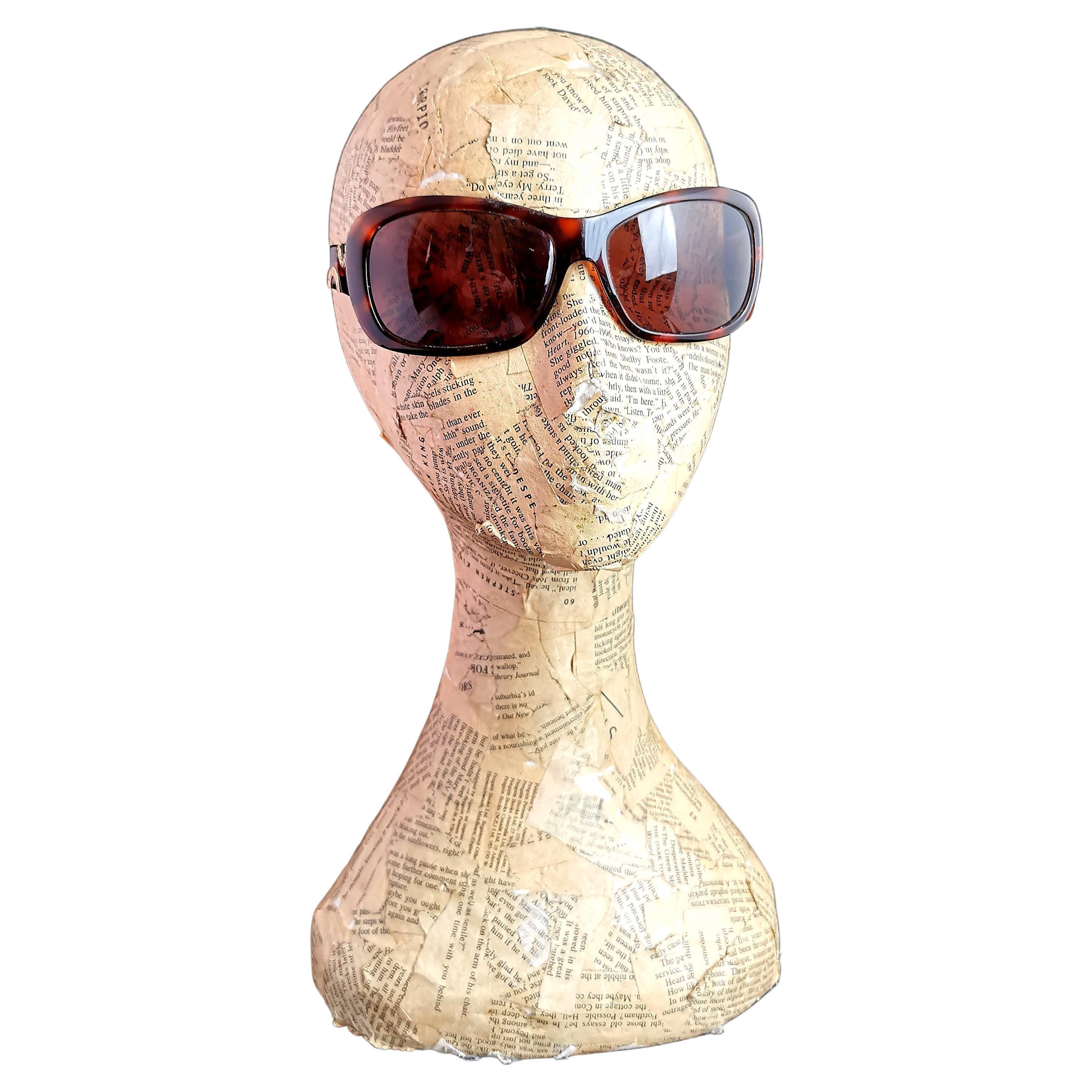 Bvlgari faux tortoiseshell sunglasses, Gold tone logo  For Sale