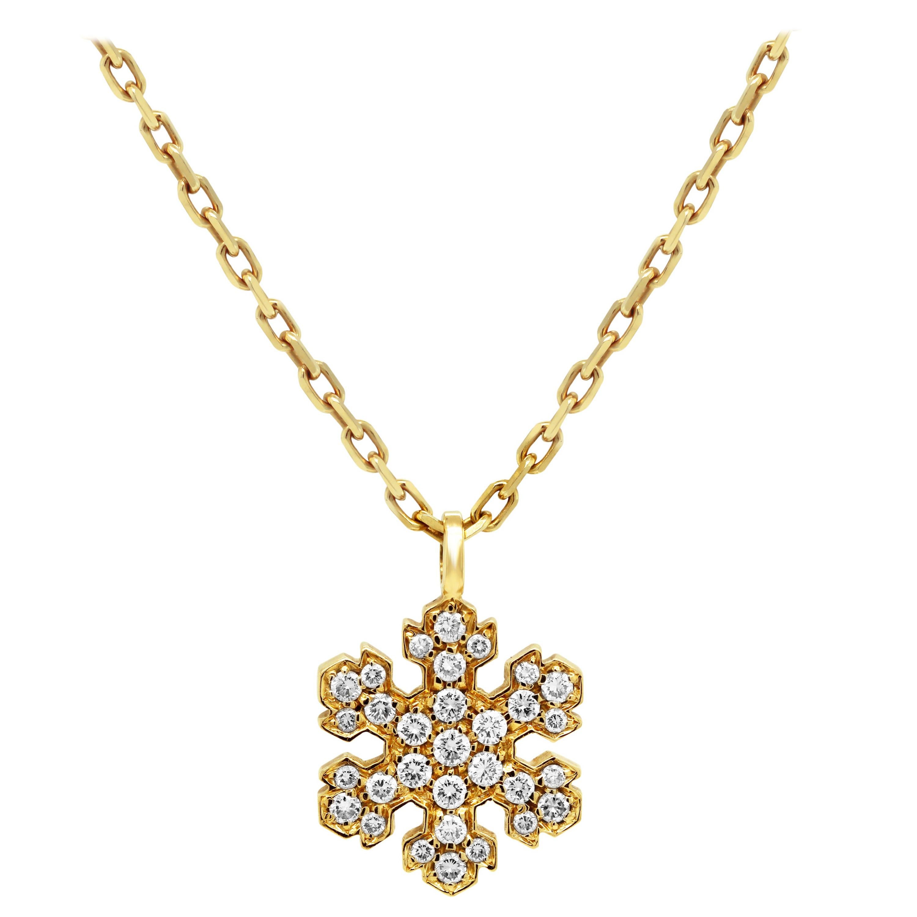 Bvlgari Fiocco di Neve Snowflake 18K Yellow Gold Diamond Charm Pendant Necklace