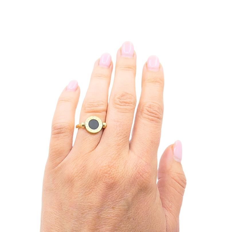 Mixed Cut Bvlgari Flip Ring 18k Gold Coral Onyx For Sale