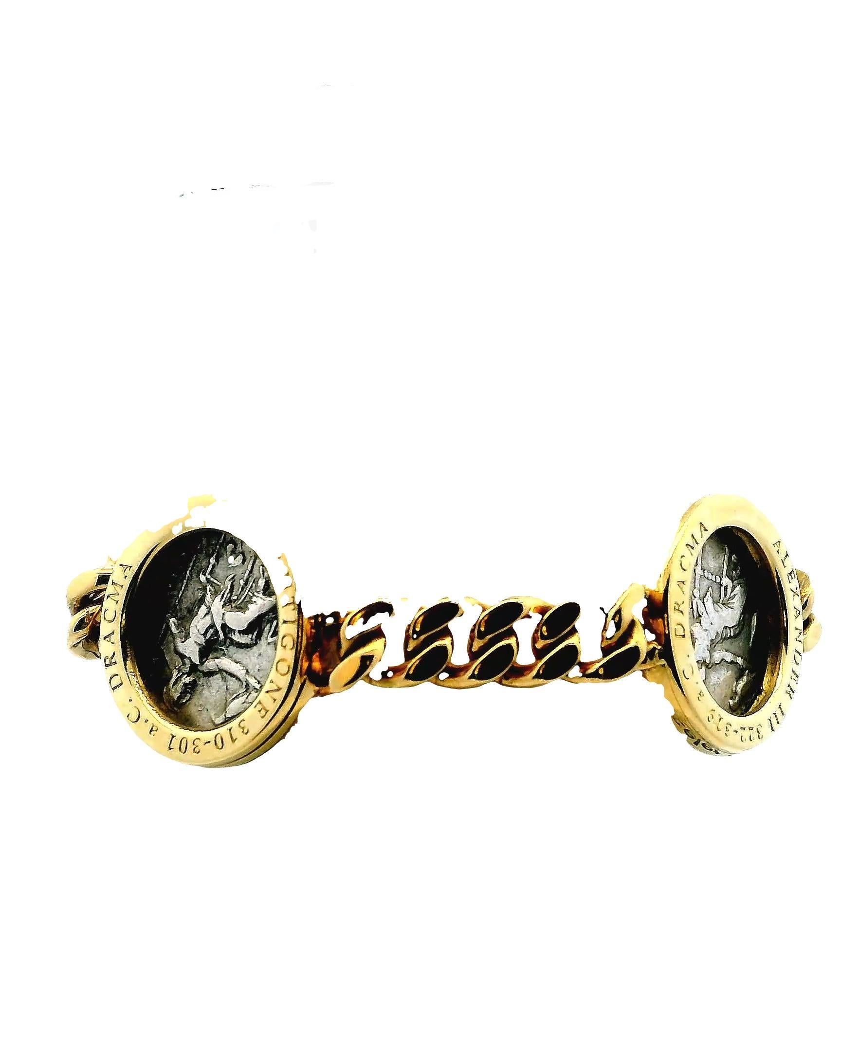 Bracciale Bvlgari Quattro Monete d'Argento Curb Link in Oro Giallo 18K in vendita 7