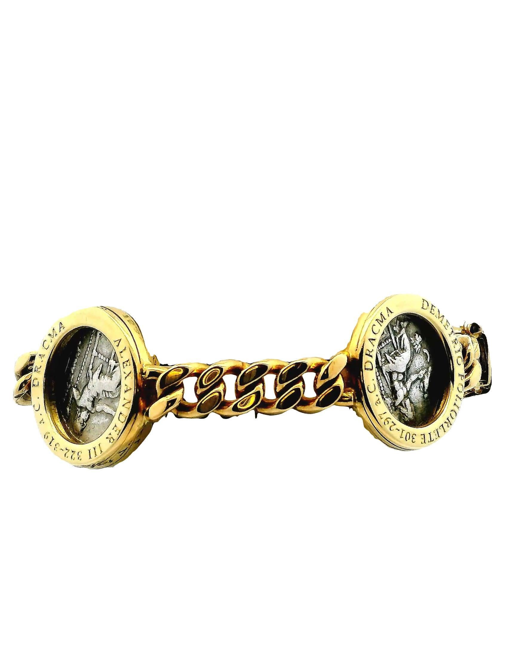Bracciale Bvlgari Quattro Monete d'Argento Curb Link in Oro Giallo 18K in vendita 8