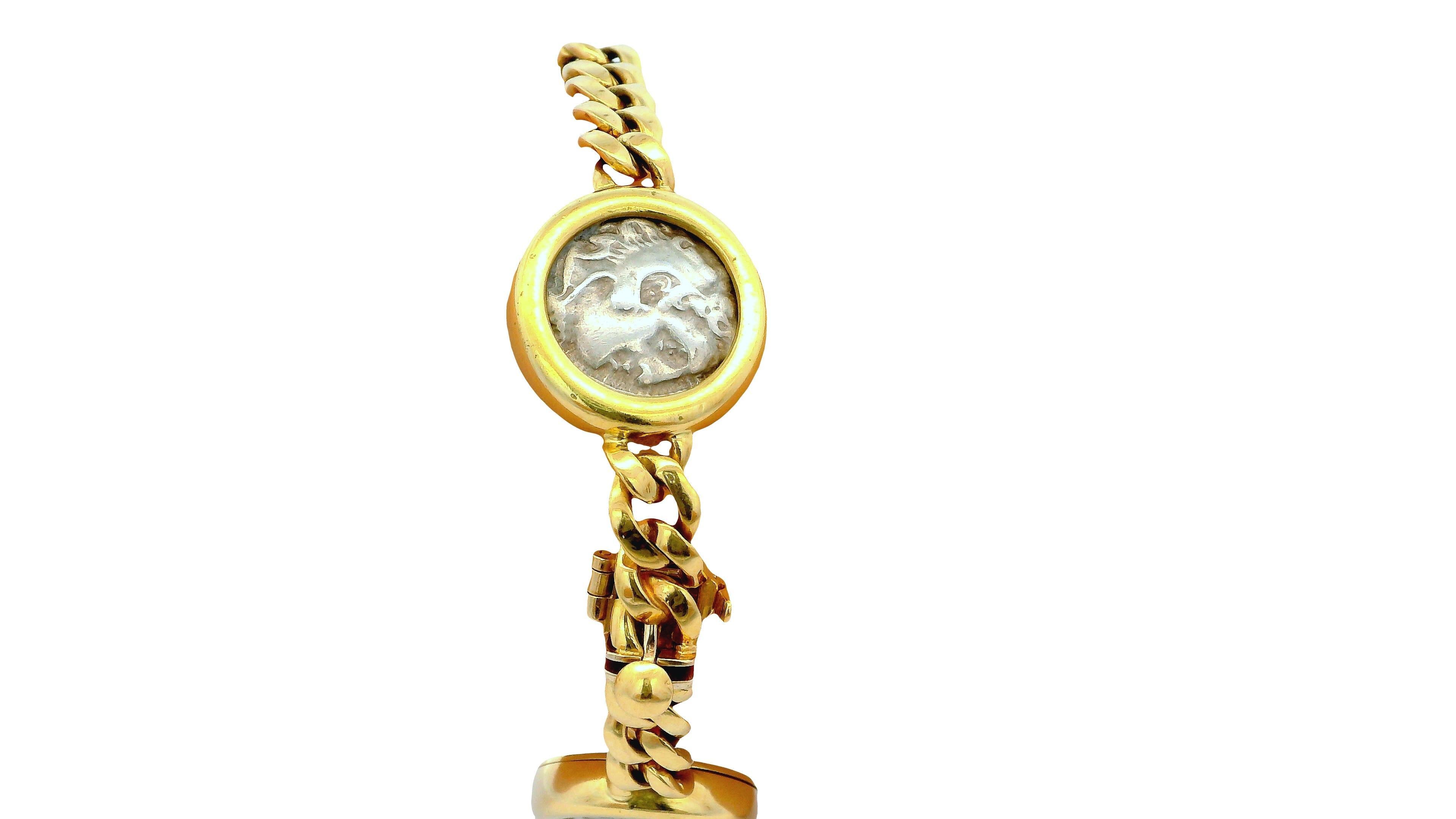 Donna Bracciale Bvlgari Quattro Monete d'Argento Curb Link in Oro Giallo 18K in vendita