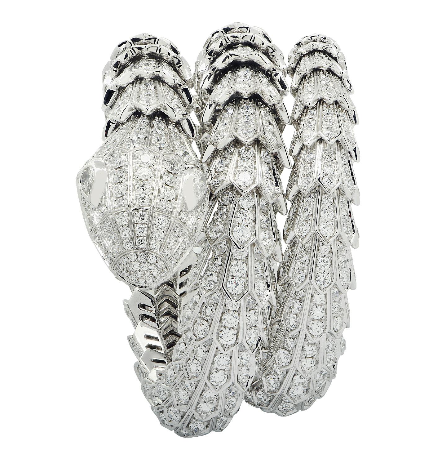 Taille ronde Bvlgari Bracelet Serpenti à triple enveloppe en diamants pavés  en vente
