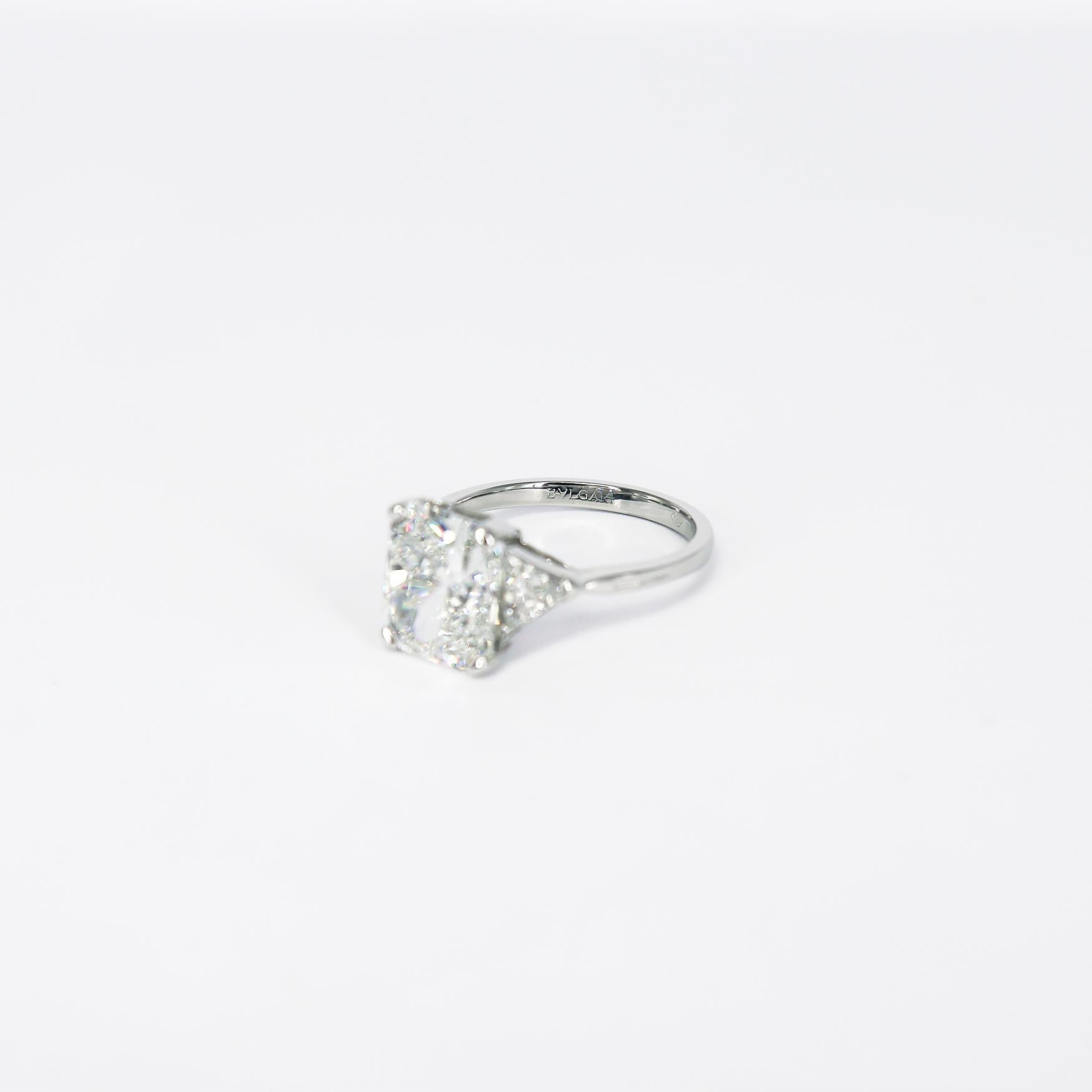 Women's or Men's BVLGARI GIA Certified 4.03 Carat H SI1 Radiant Cut Diamond Three-Stone Ring