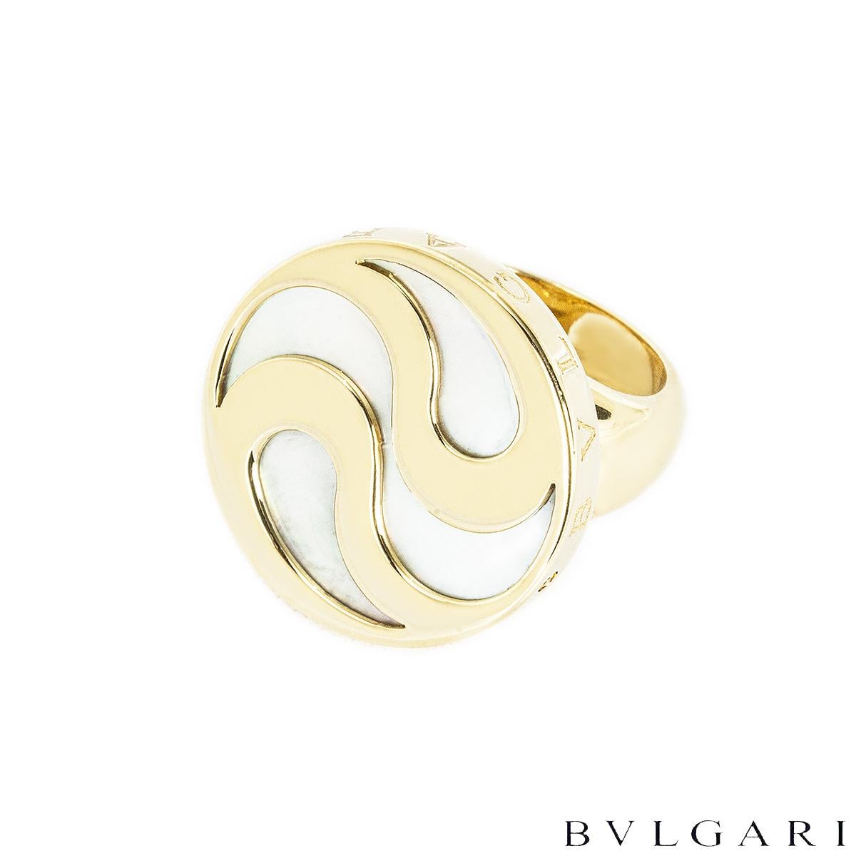 Women's Bvlgari Gold & Steel Optical Mother of Pearl Spinning Ring Size 51 For Sale