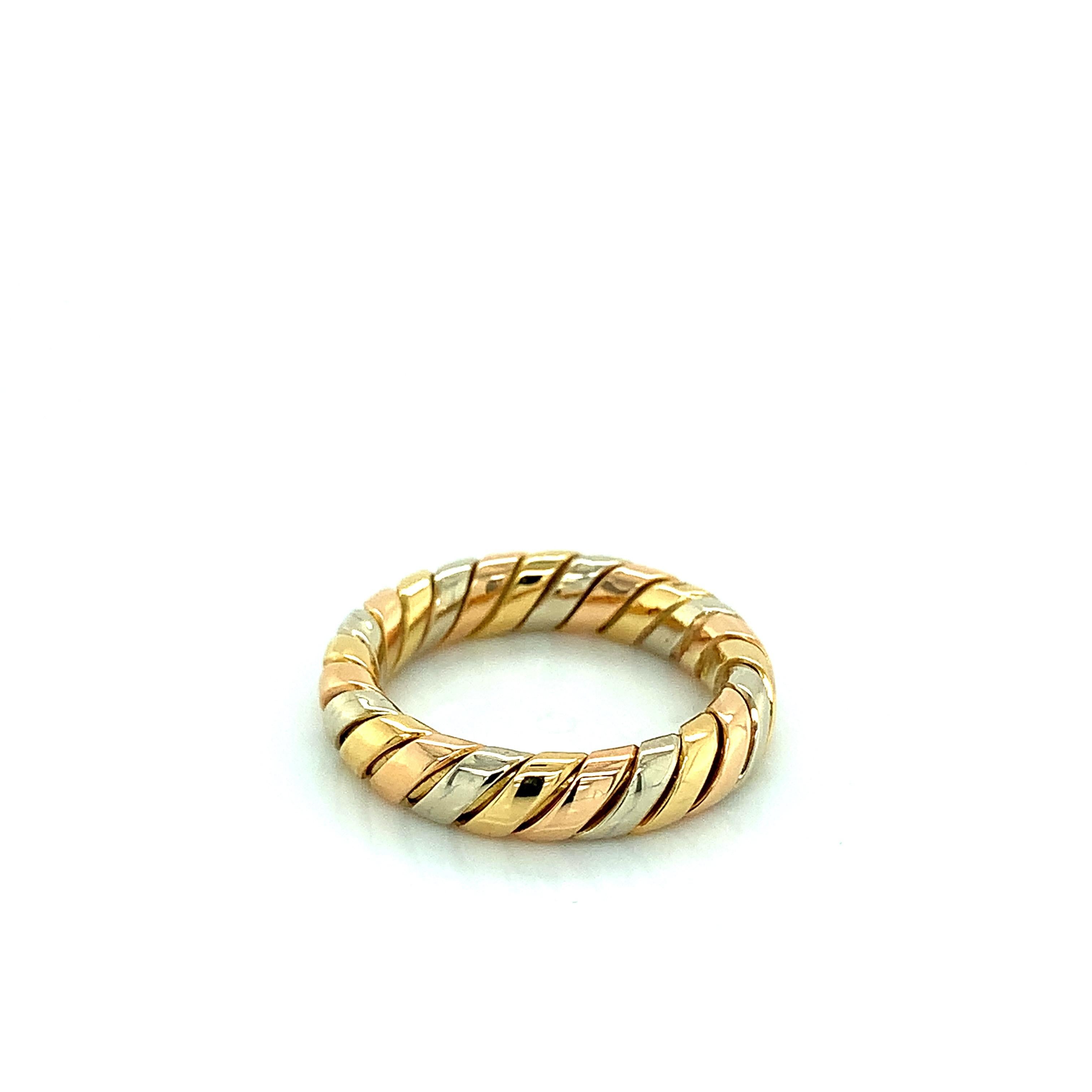 Bvlgari Gold Tubogas Ring In Excellent Condition For Sale In New York, NY