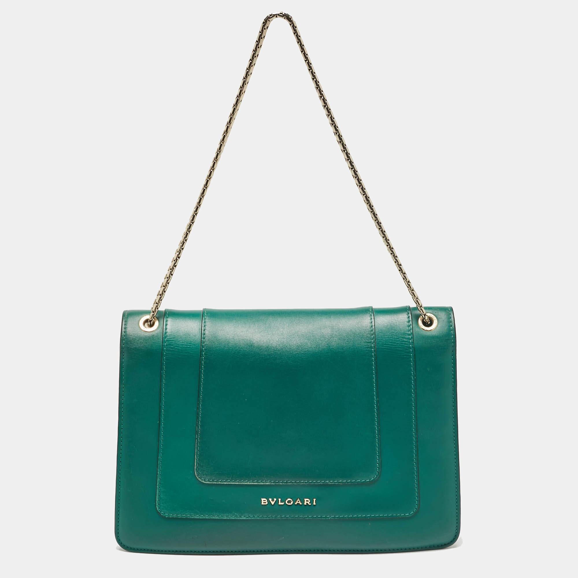 Women's Bvlgari Green Leather Medium Serpenti Forever Shoulder Bag For Sale