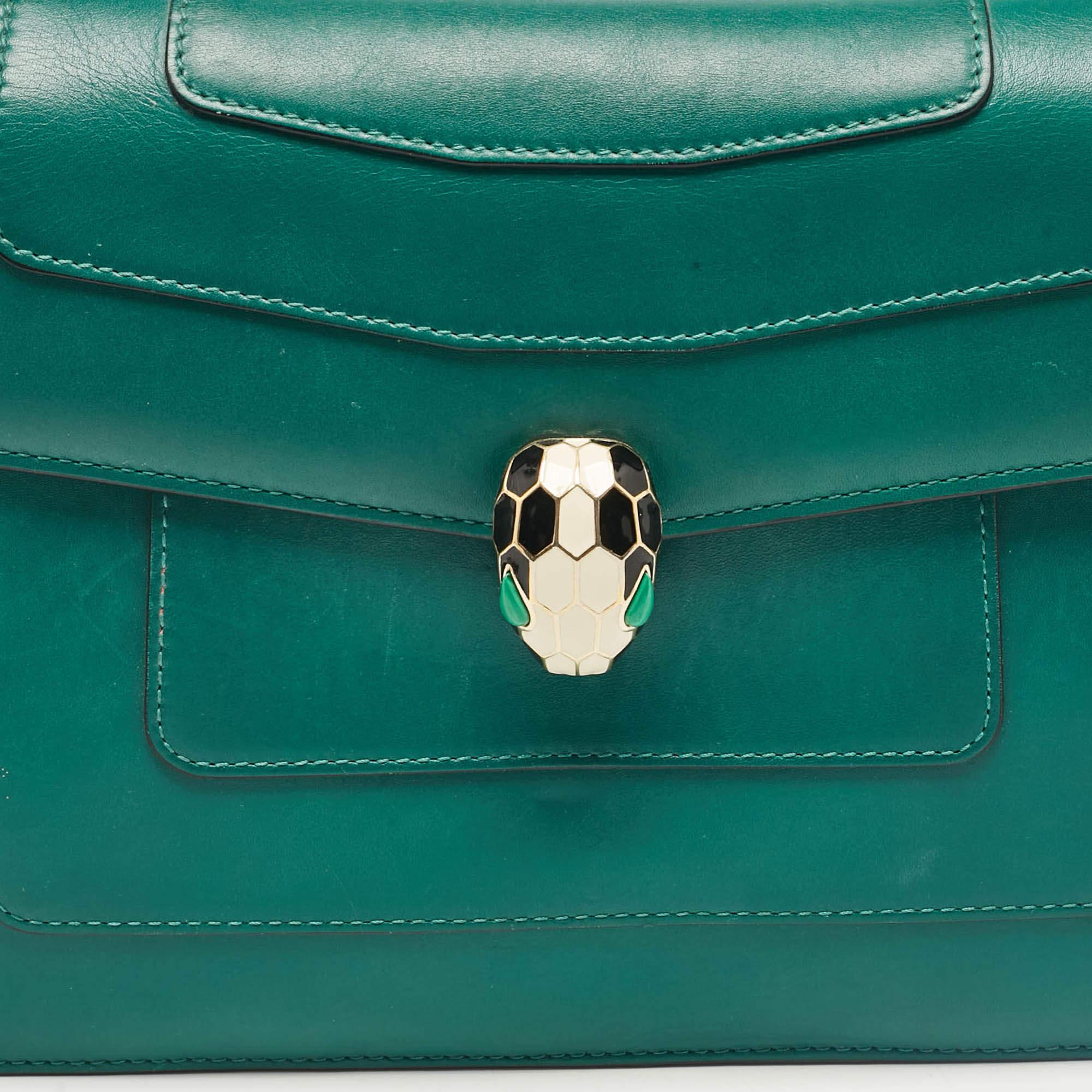Bvlgari Green Leather Medium Serpenti Forever Shoulder Bag For Sale 1