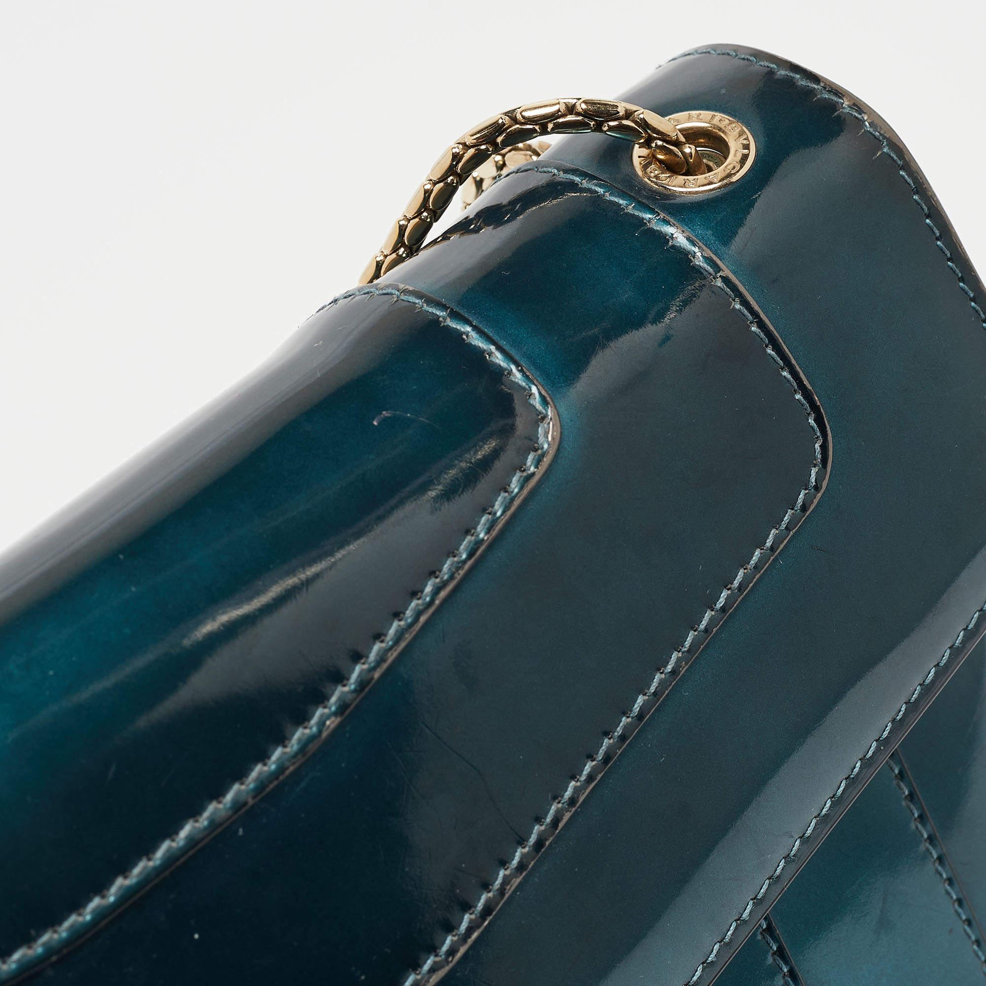Bvlgari Green Patent Leather Medium Serpenti Forever Flap Shoulder Bag For Sale 4