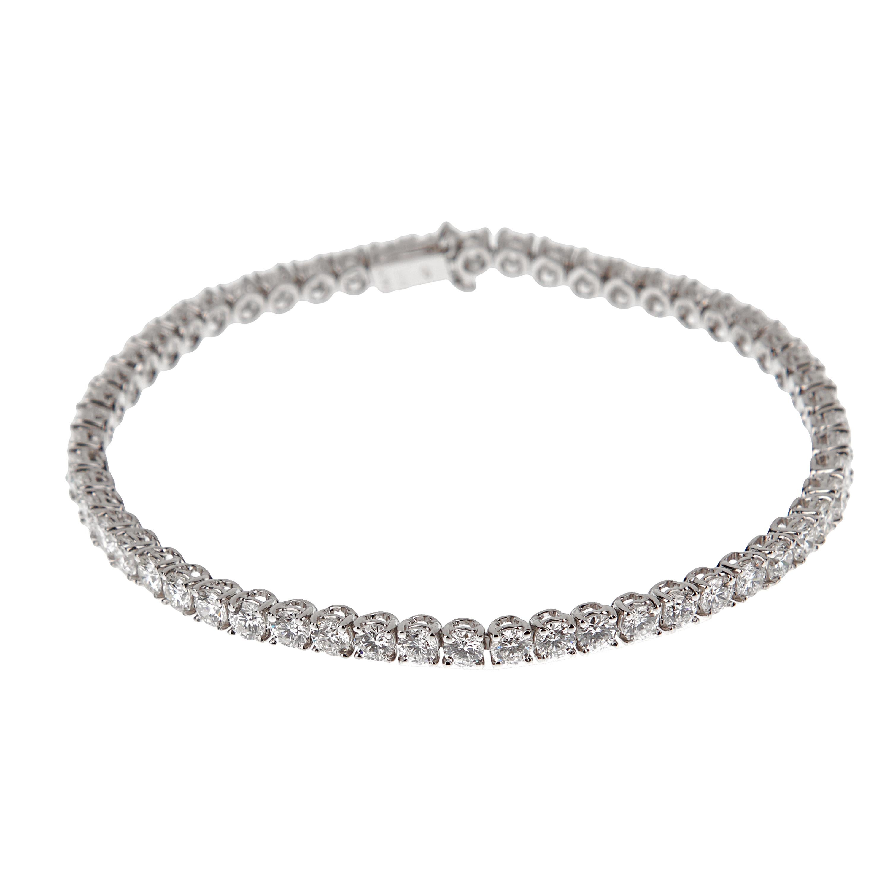 Bvlgari Griffe 6ct Diamant 18k Weißgold Tennisarmband im Zustand „Hervorragend“ im Angebot in Feasterville, PA